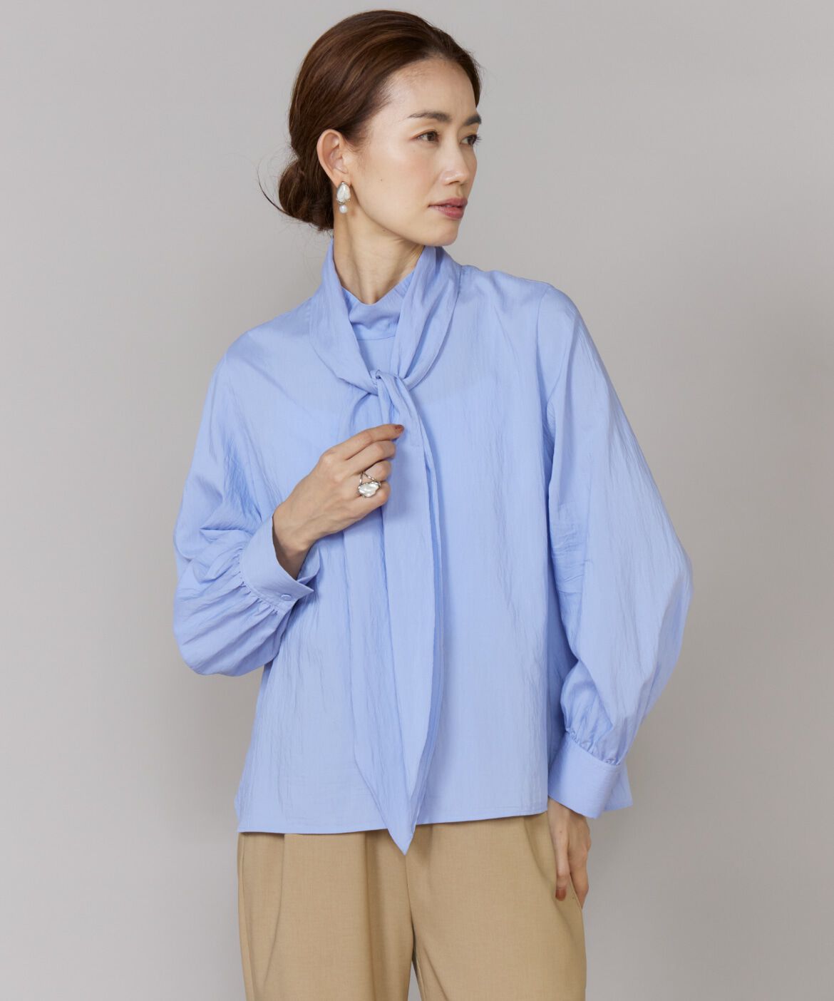 Le Souk「《大きいサイズ》ハイネックボウタイ付きブラウス」|シャツ・ブラウス|