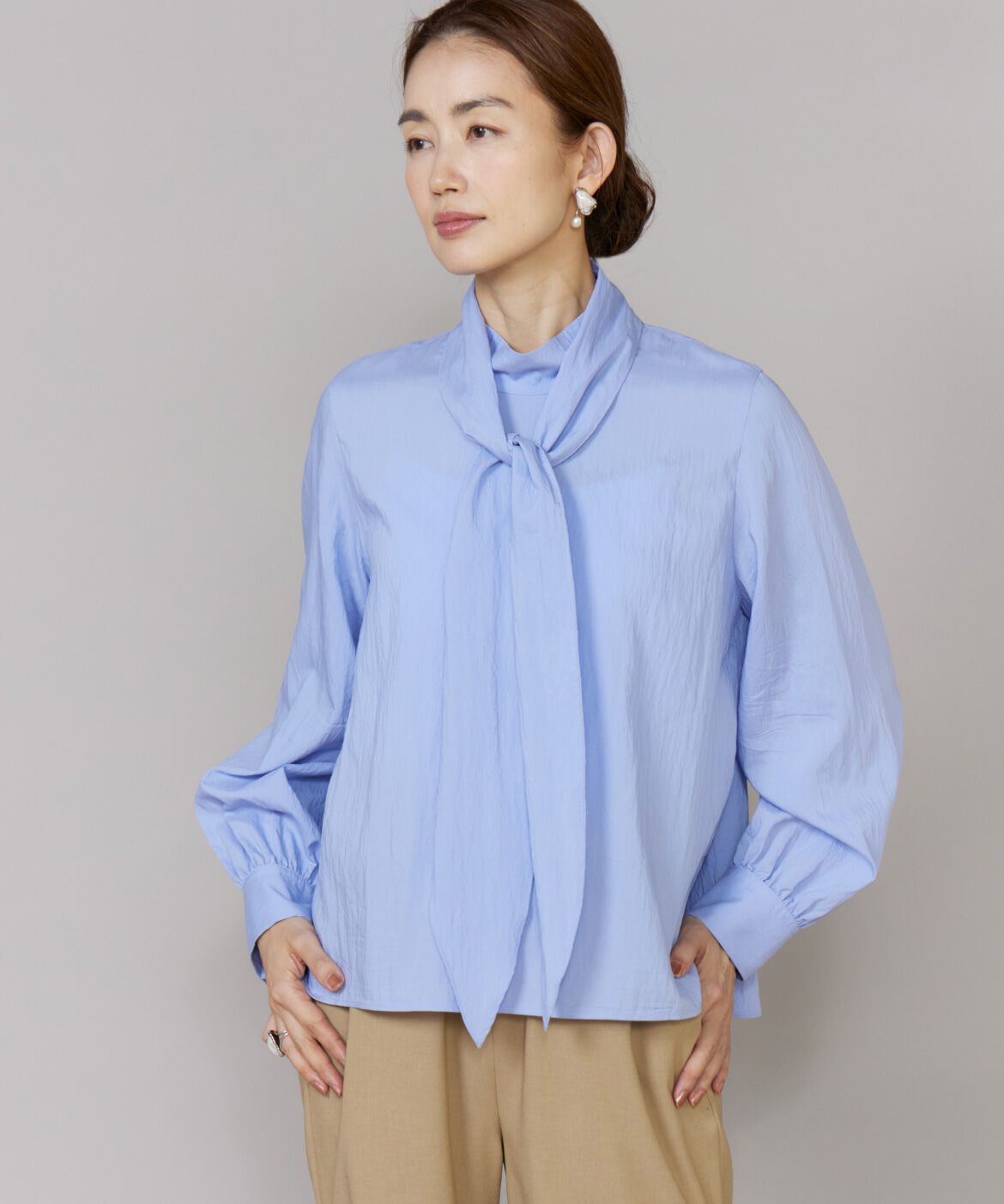 Le Souk「《大きいサイズ》ハイネックボウタイ付きブラウス」|シャツ・ブラウス|サックス3