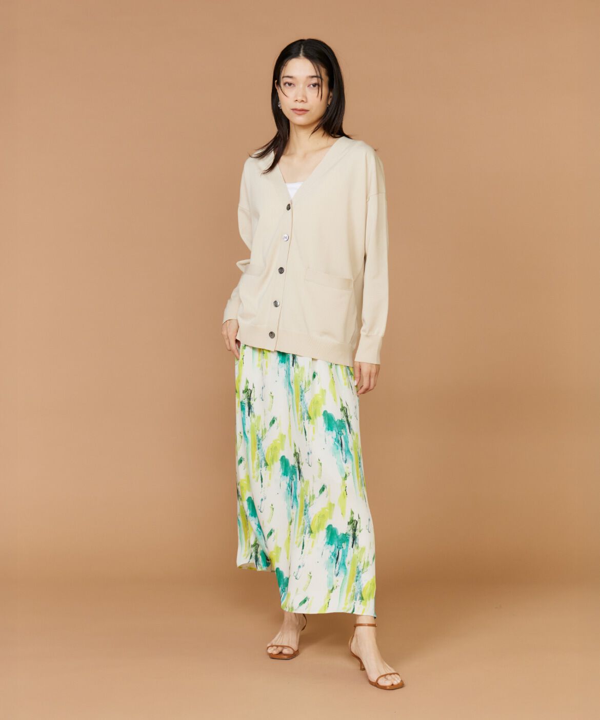 INED「Vネックカーディガン」|カーディガン|