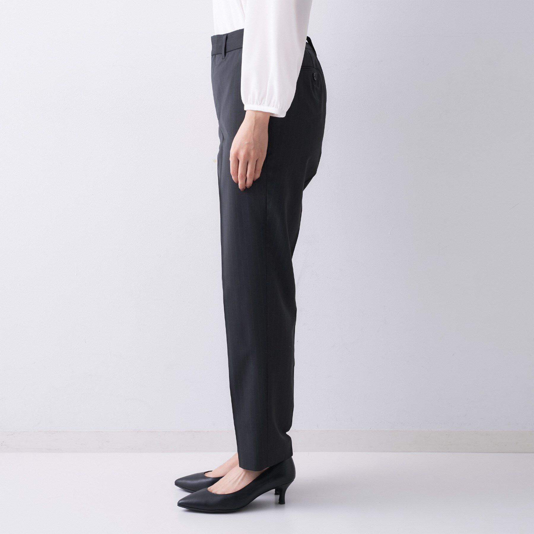UNTITLED「【仕事着/スーツ】プレミアムテーパードパンツ」|その他|