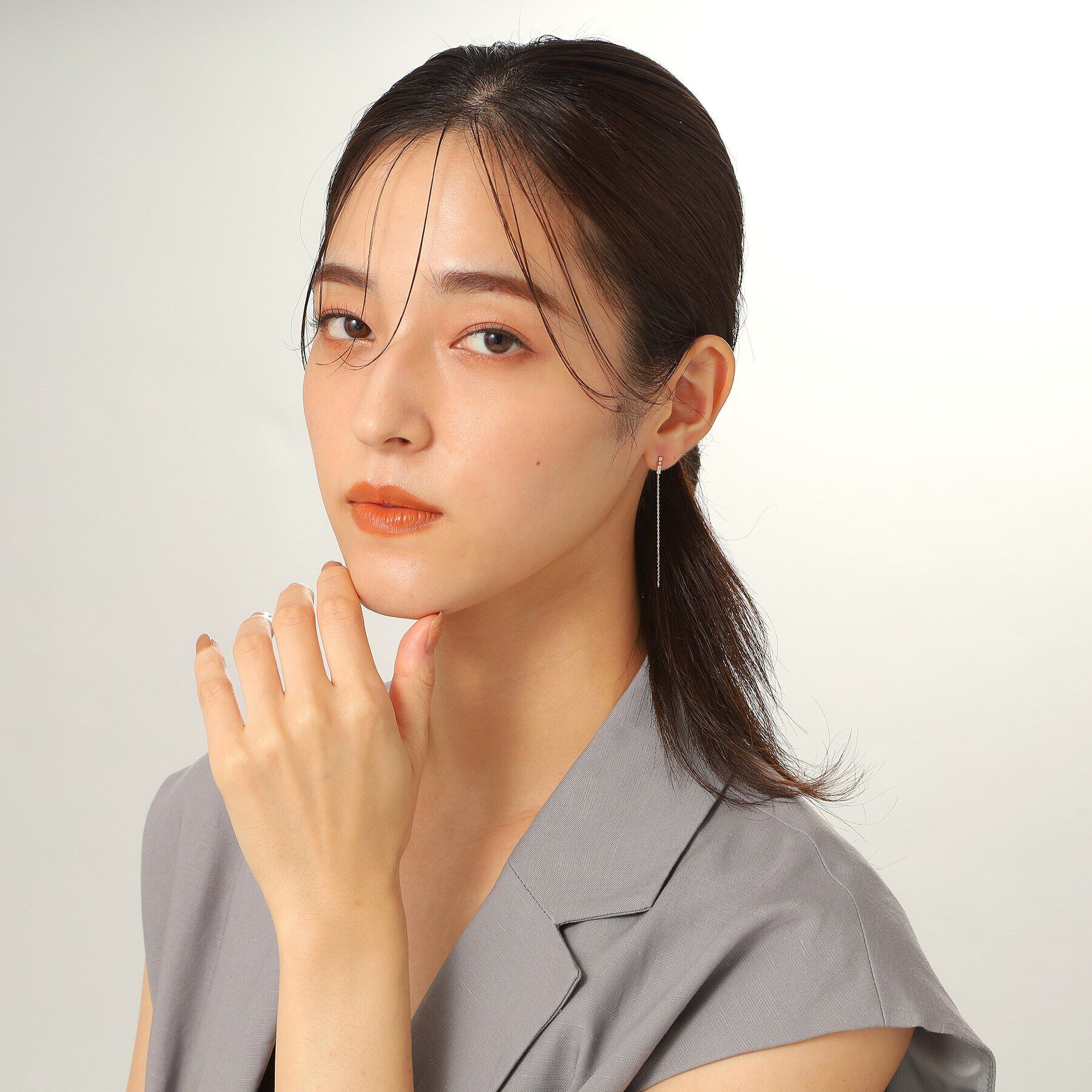 COCOSHNIK「K10ダイヤモンド ハンギングチェーン スタッドピアス」|ピアス|