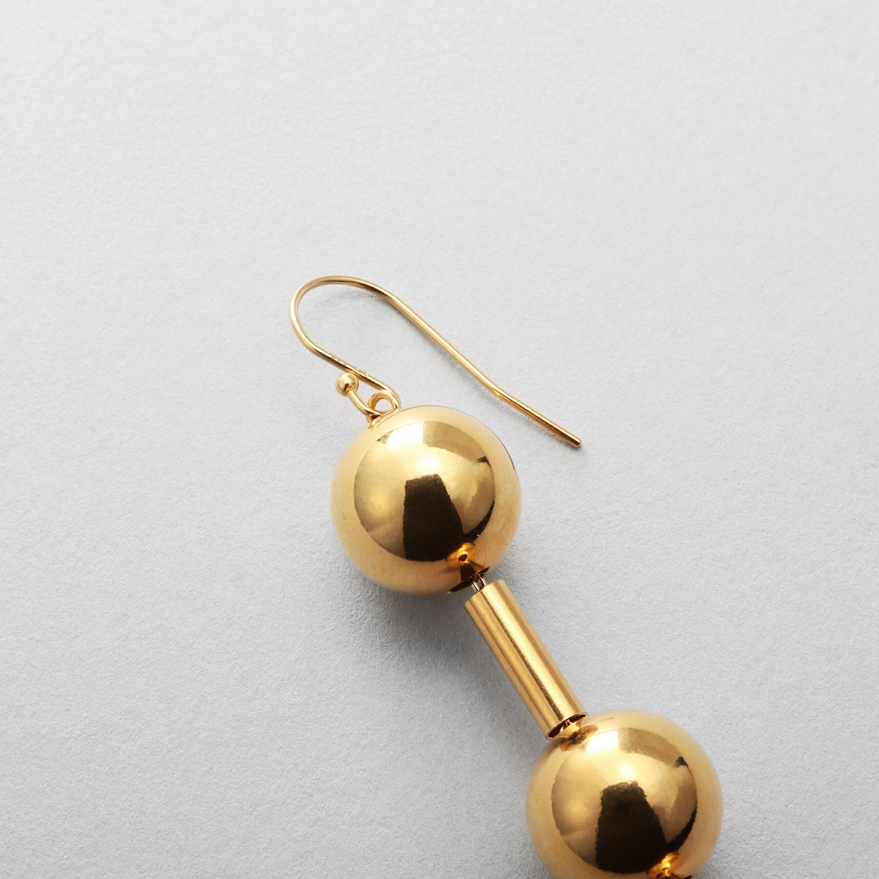 COCOSHNIK ONKITSCH「シルバー ホロウボールコネクテッドピアスGP」|ピアス|