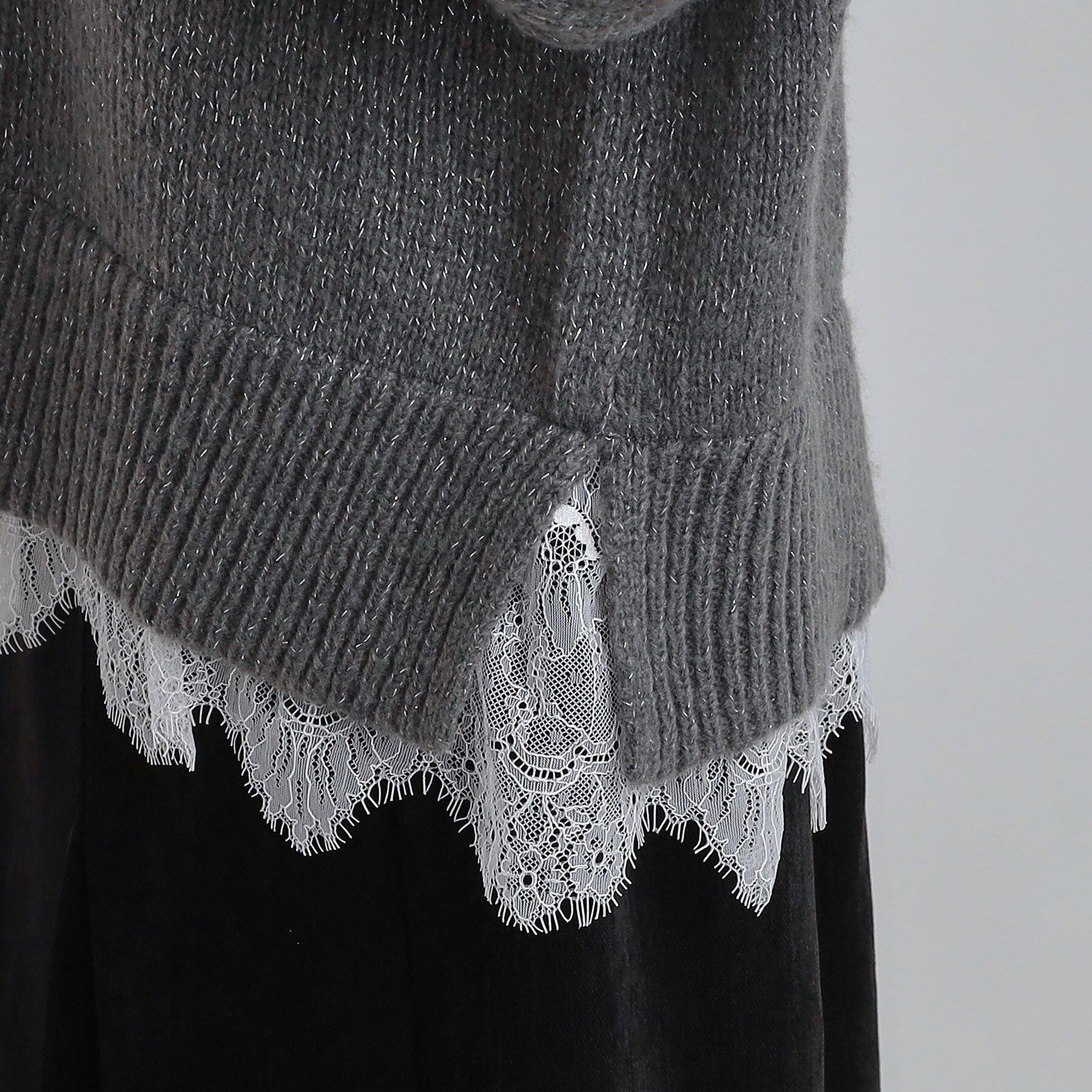 SHOO･LA･RUE「【S-LL】インせず着られる 裾レースラメニット」|ニット・セーター|