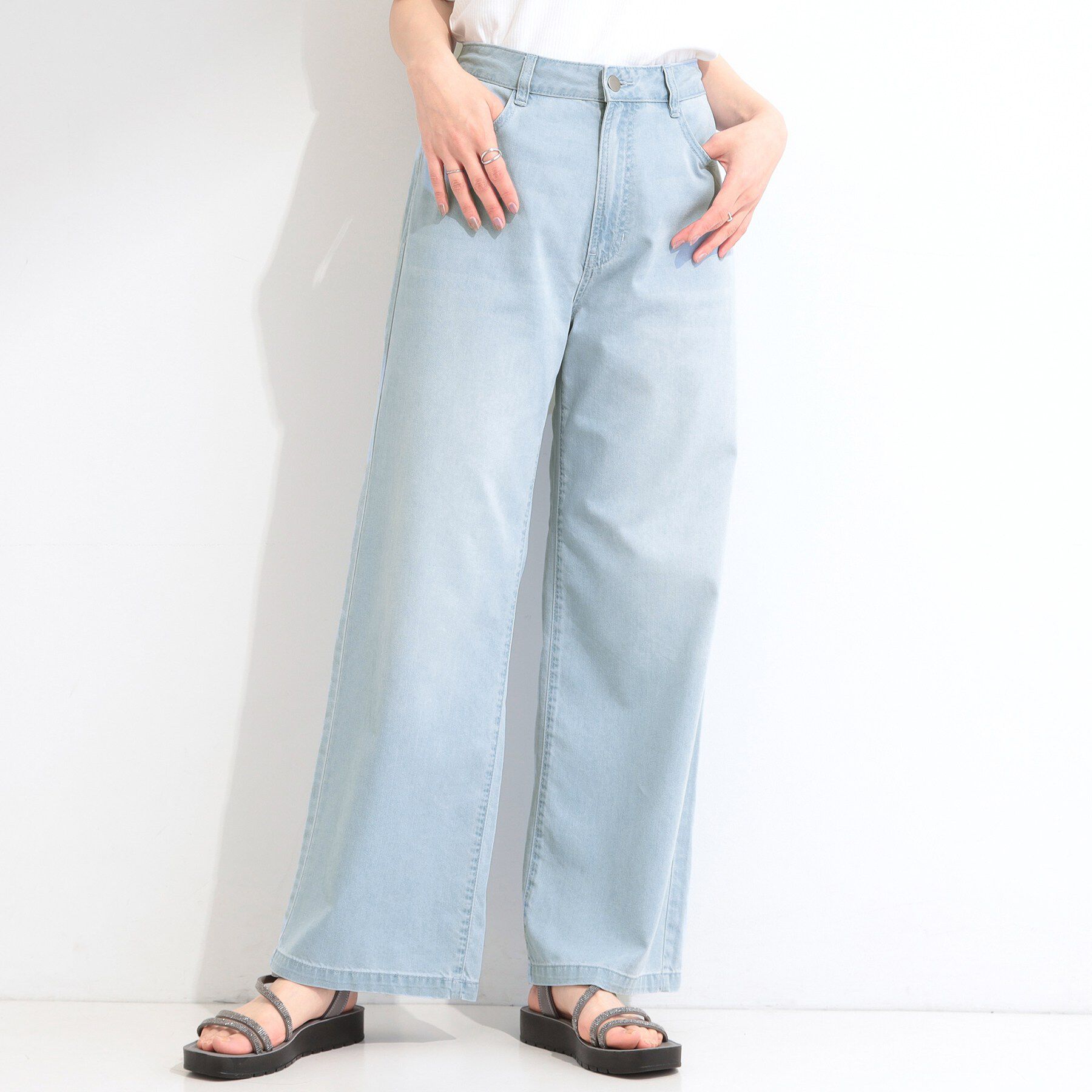 SHOO･LA･RUE「【ひんやり/S-LL】夏でも快適 ライトデニムワイドパンツ」|その他|サックスブルー(09