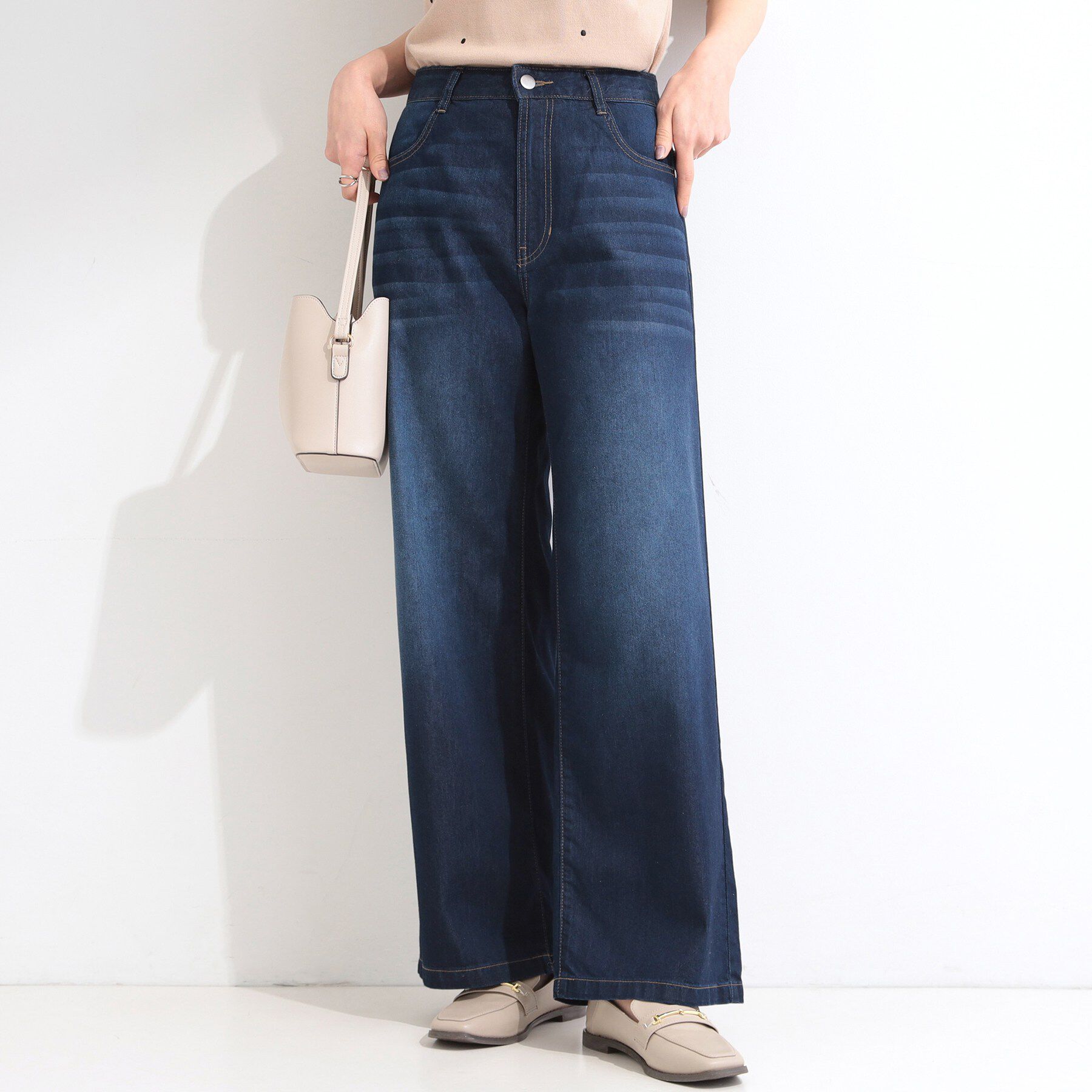 SHOO･LA･RUE「【ひんやり/S-LL】夏でも快適 ライトデニムワイドパンツ」|その他|ネイビー(094)