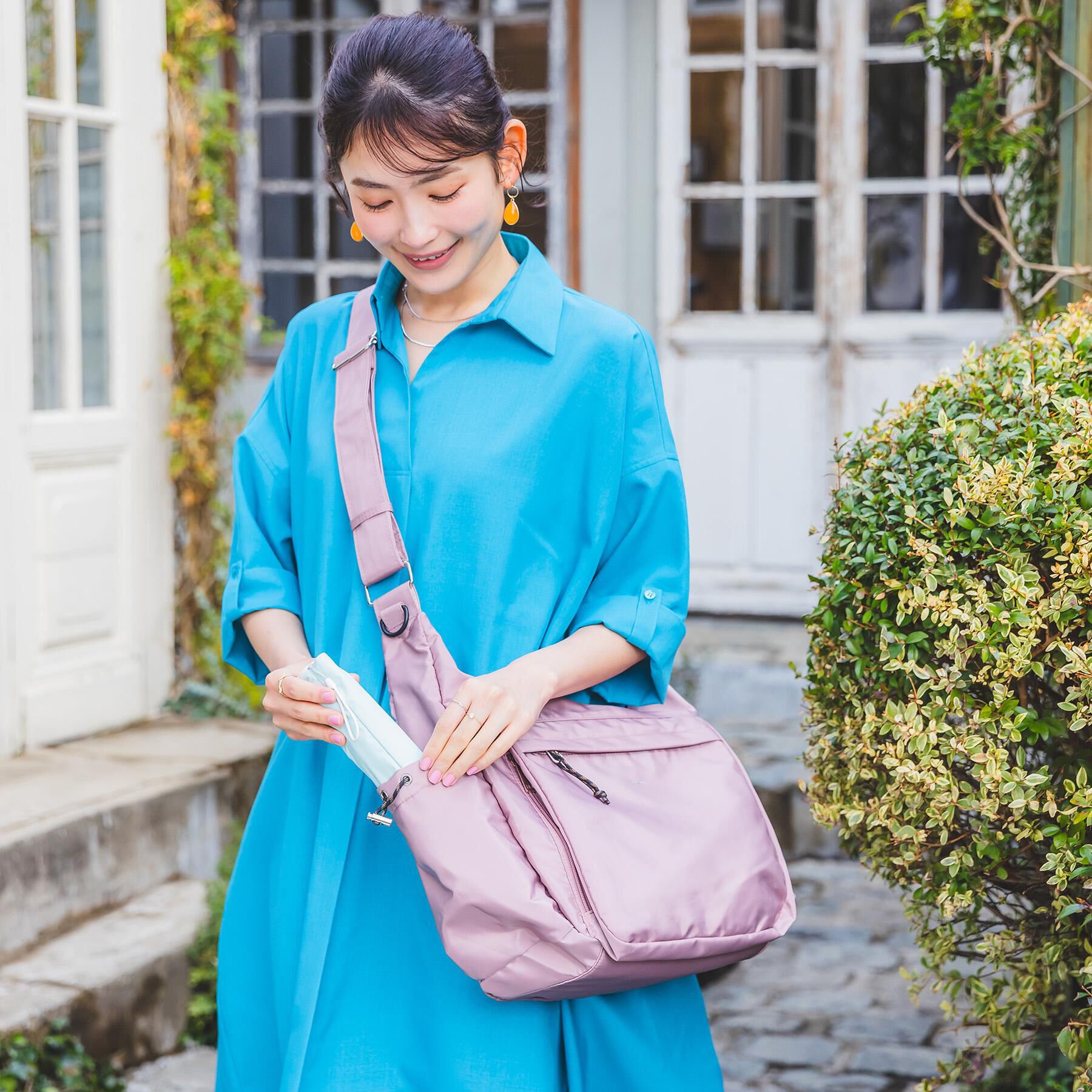 ITS&rsquo;DEMO「【収納アドバイザー監修】トリップ＆マザーショルダー」|ショルダー・メッセンジャー|