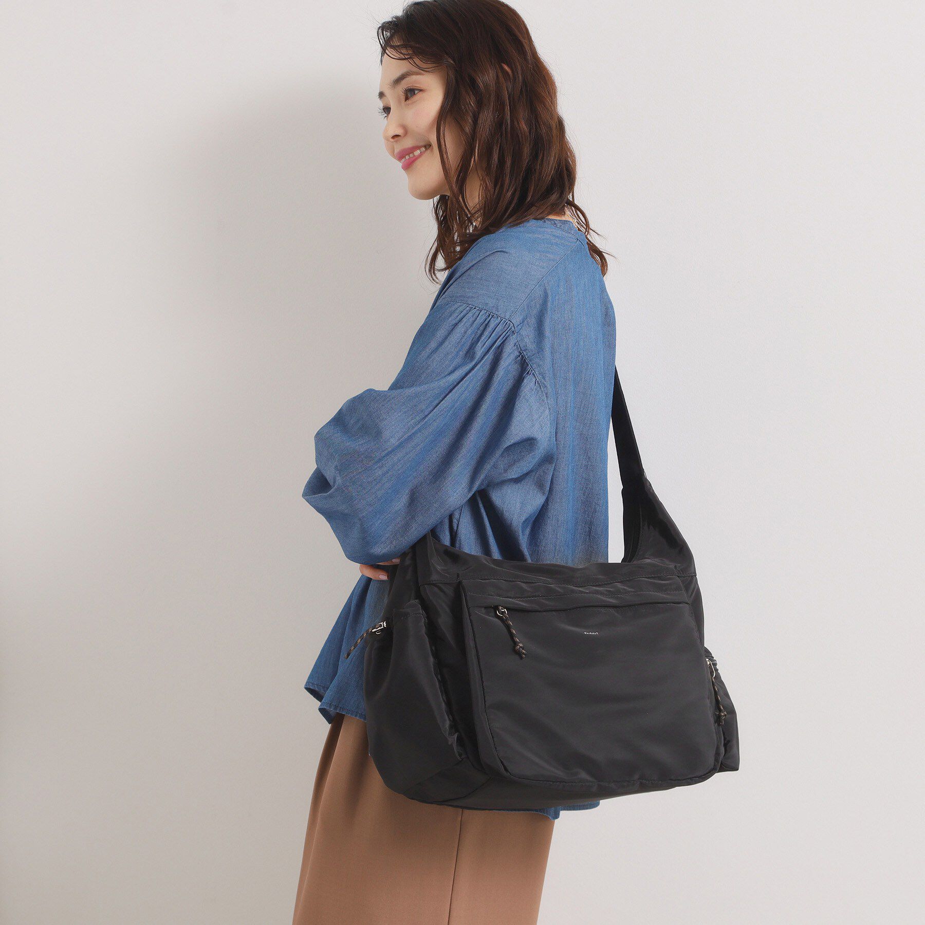 ITS&rsquo;DEMO「【収納アドバイザー監修】トリップ＆マザーショルダー」|ショルダー・メッセンジャー|