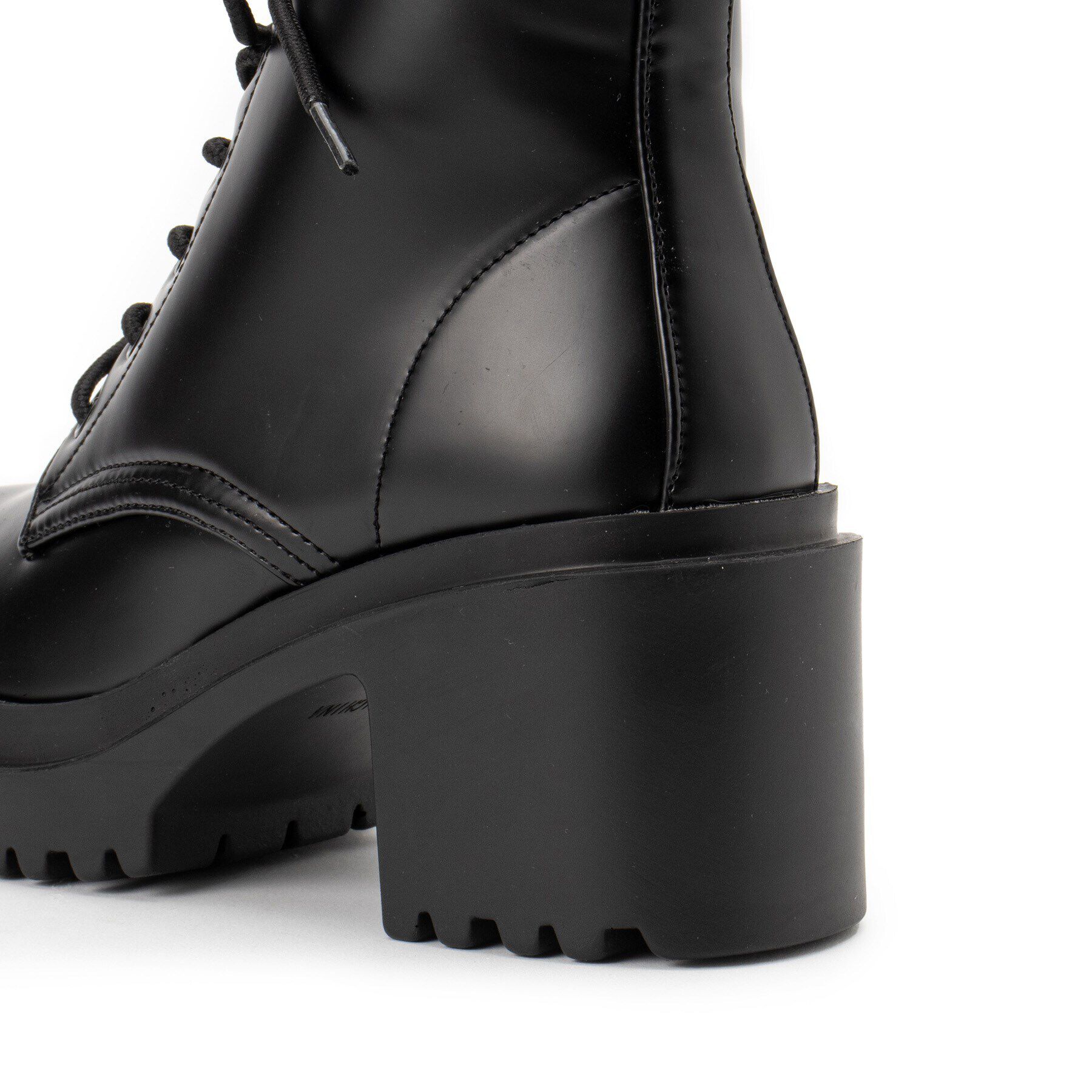 csT&P「厚底レースアップブーツ」|ショートブーツ|