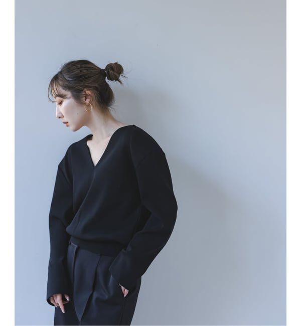 NOBLE「ELENI/エルニ ショルダーパッドVネックニット」|ニット・セーター|