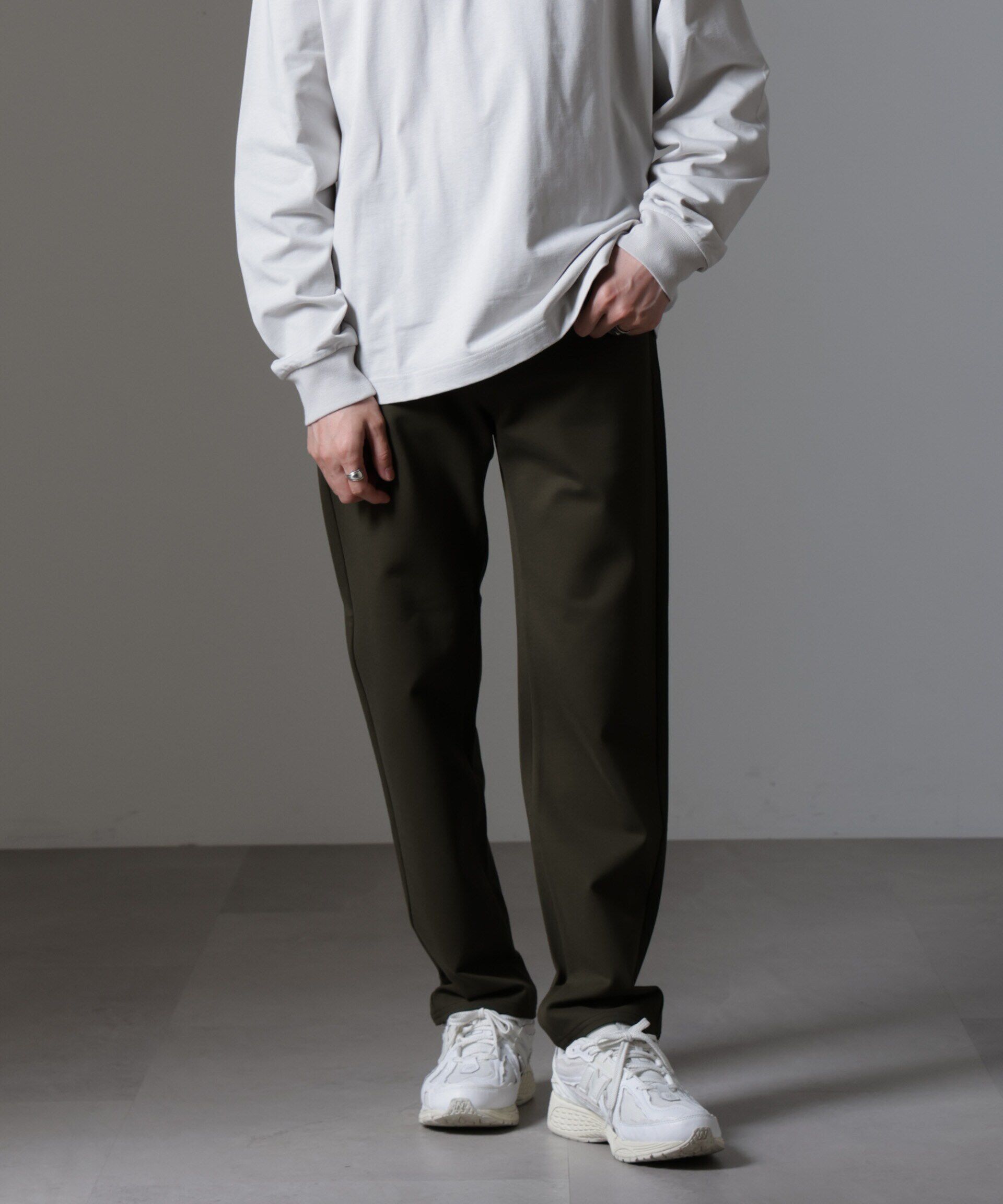 nano･universe「5P テーパードパンツ」|チノ|カーキ