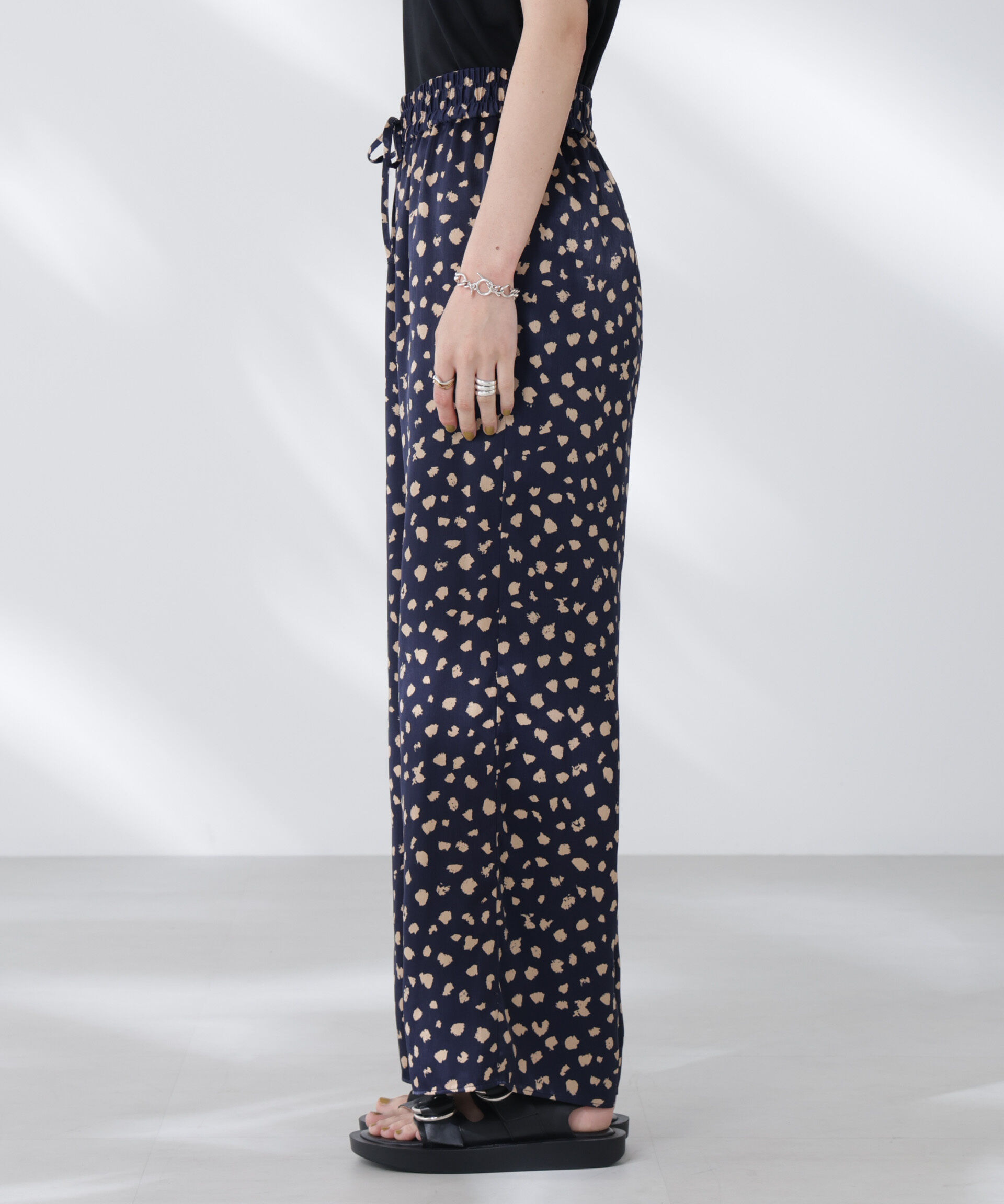 nano･universe「レオパードプリントイージーワイドパンツ」|チノ|