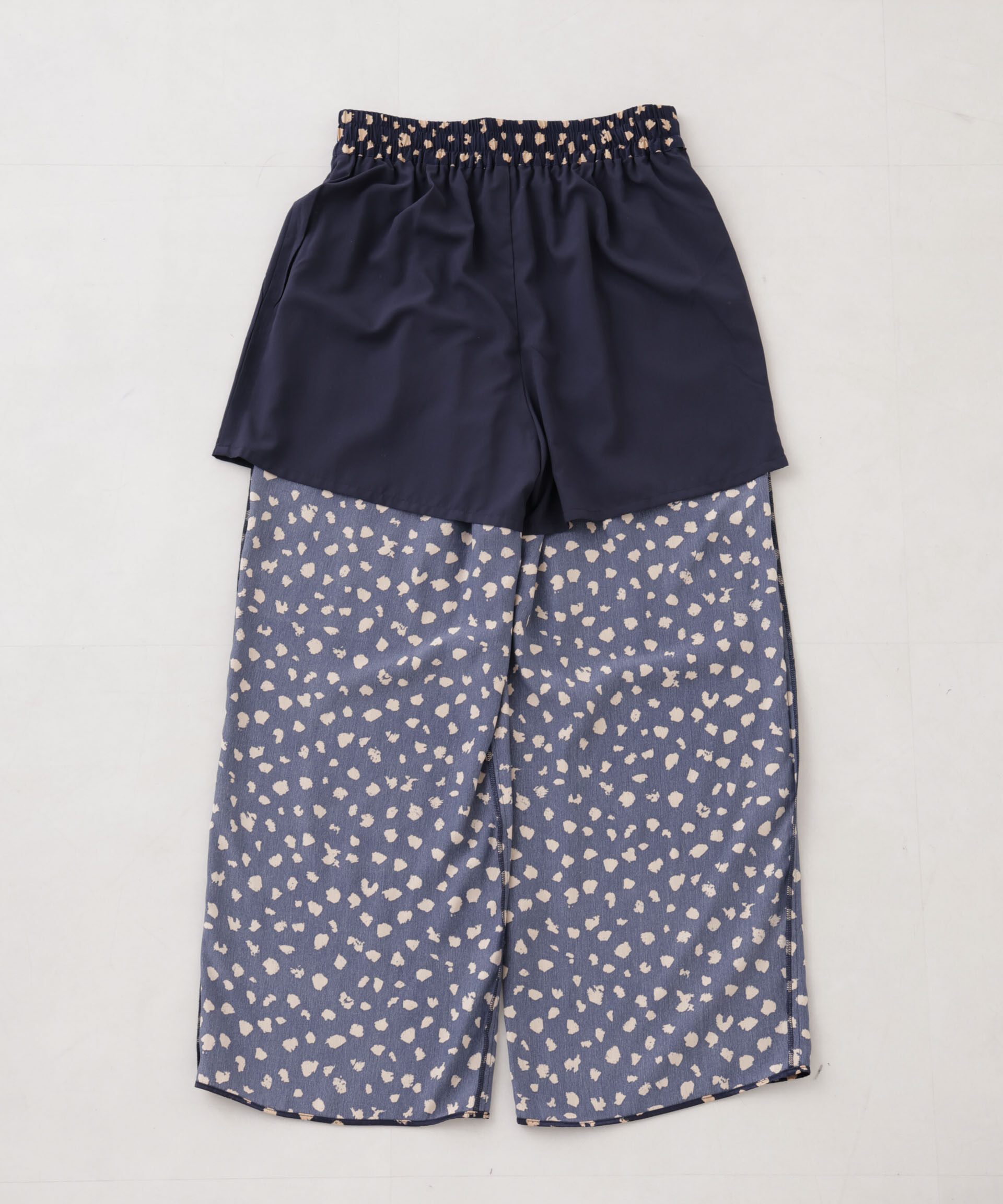 nano･universe「レオパードプリントイージーワイドパンツ」|チノ|