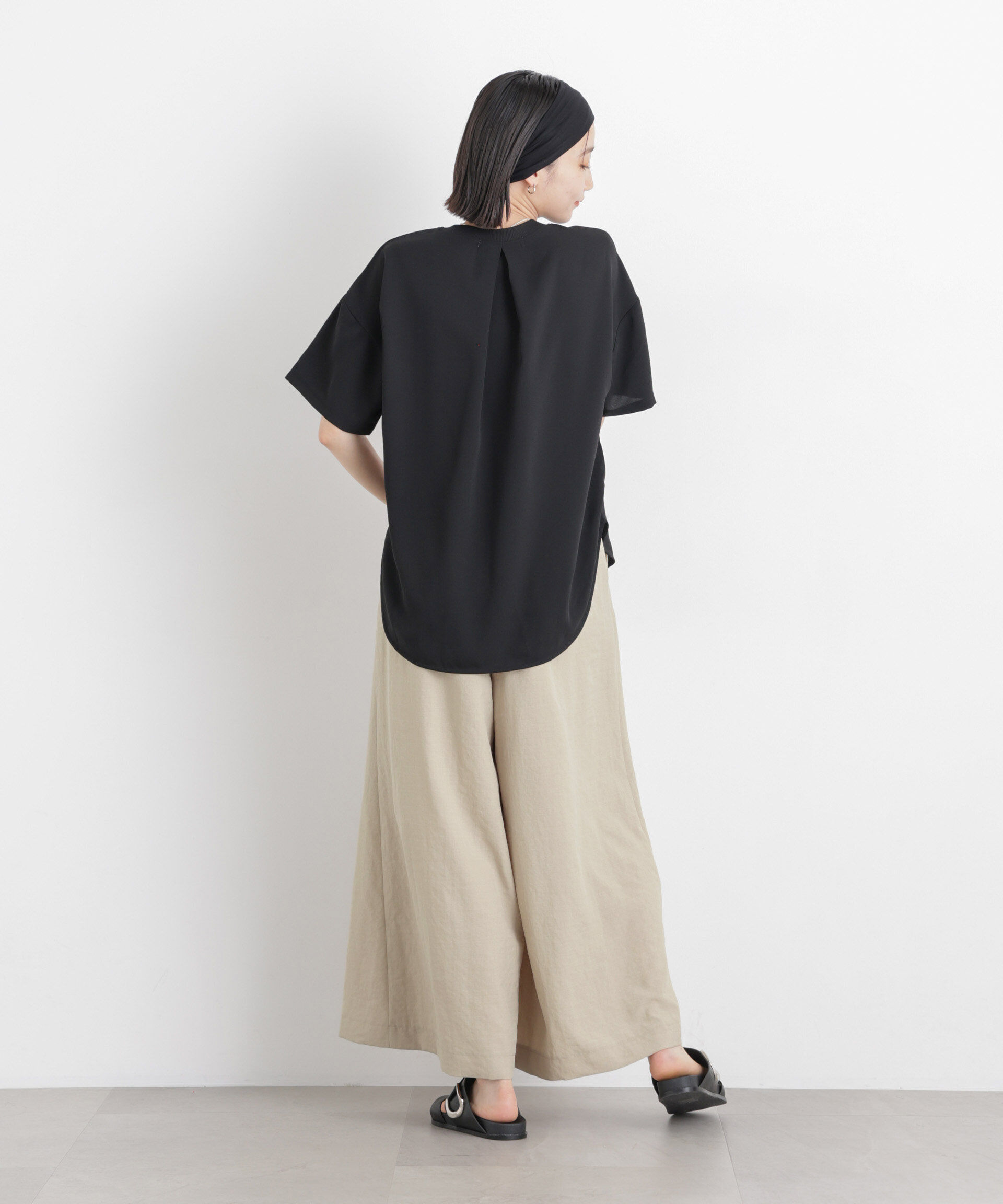 nano･universe「タンブラーブッチャーボックスプリーツワイドパンツ(セットアップ可)」|チノ|