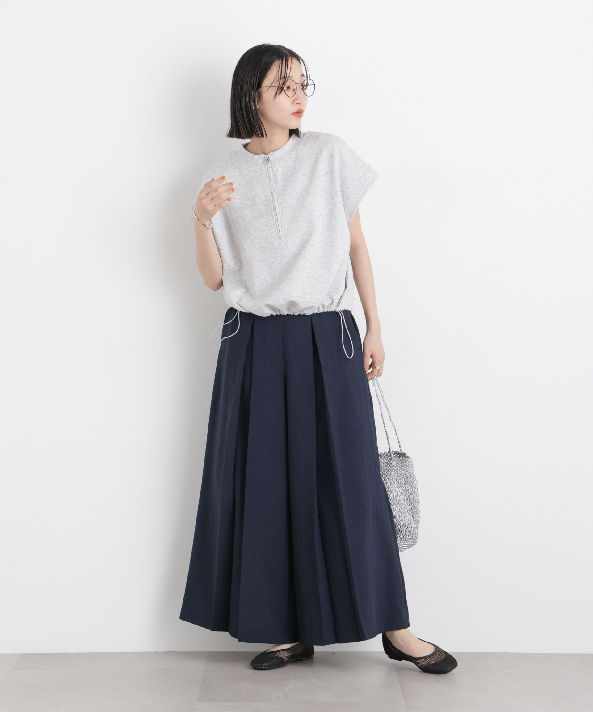 nano･universe「タンブラーブッチャーボックスプリーツワイドパンツ(セットアップ可)」|チノ|