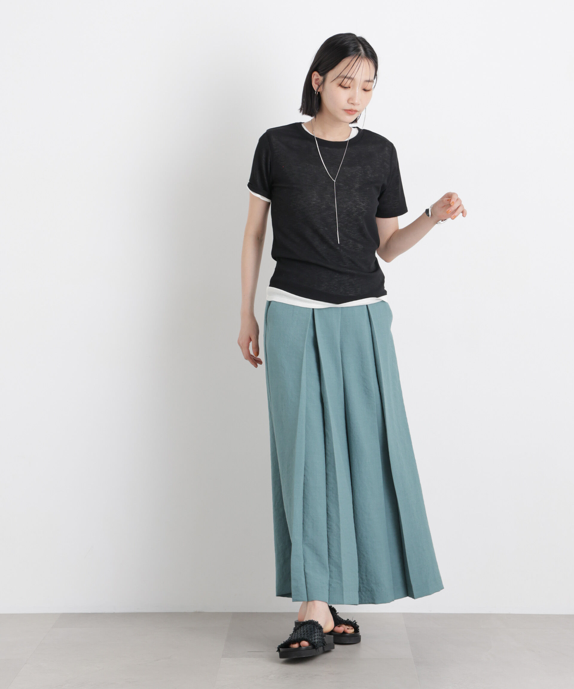 nano･universe「タンブラーブッチャーボックスプリーツワイドパンツ(セットアップ可)」|チノ|