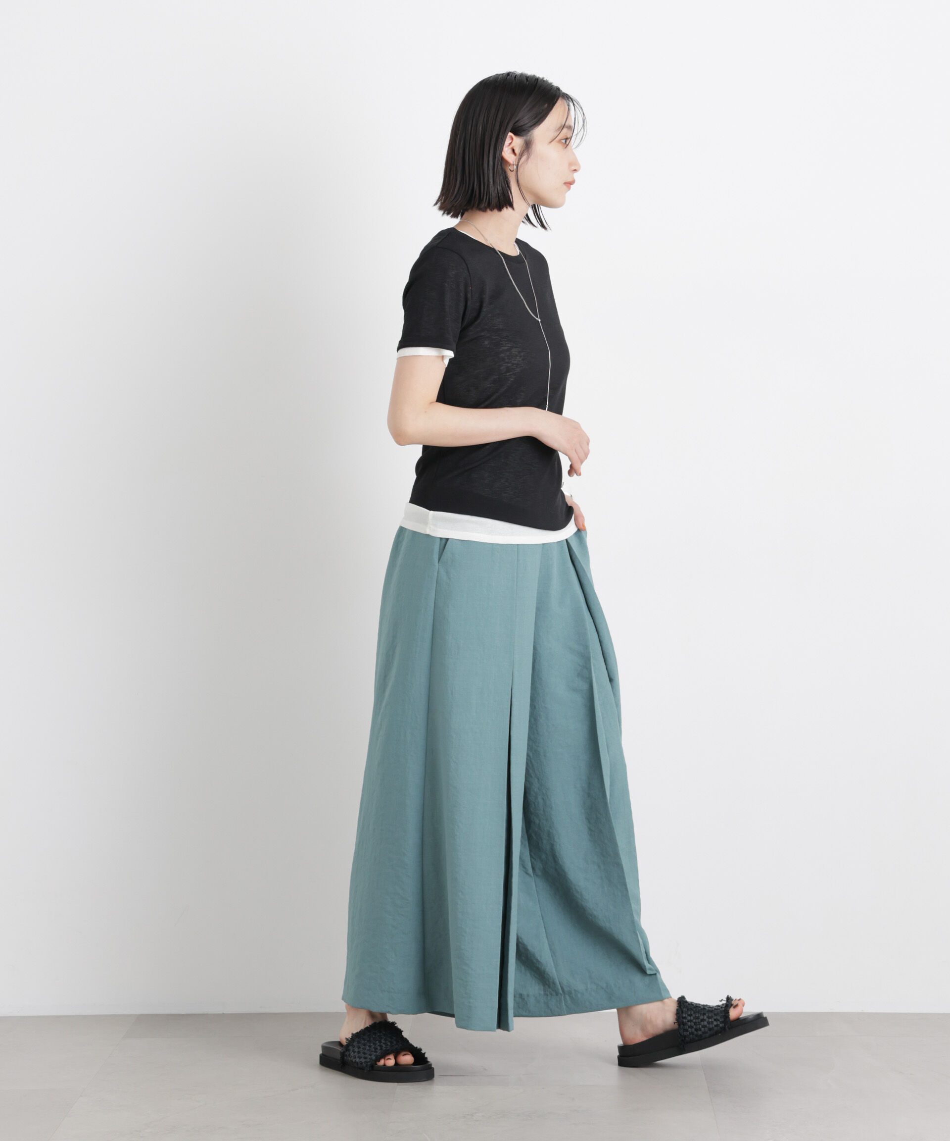 nano･universe「タンブラーブッチャーボックスプリーツワイドパンツ(セットアップ可)」|チノ|