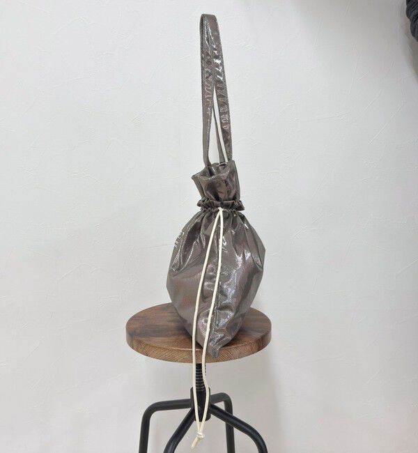 fredy emue「シャイニーアウトポケット刺しゅうトートバッグ」|トートバッグ|