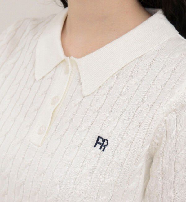 fredy emue「【大人気シリーズの新型登場！】FR刺しゅうケーブル柄半袖ポロ衿プルオーバーニット」|ニット・セーター|