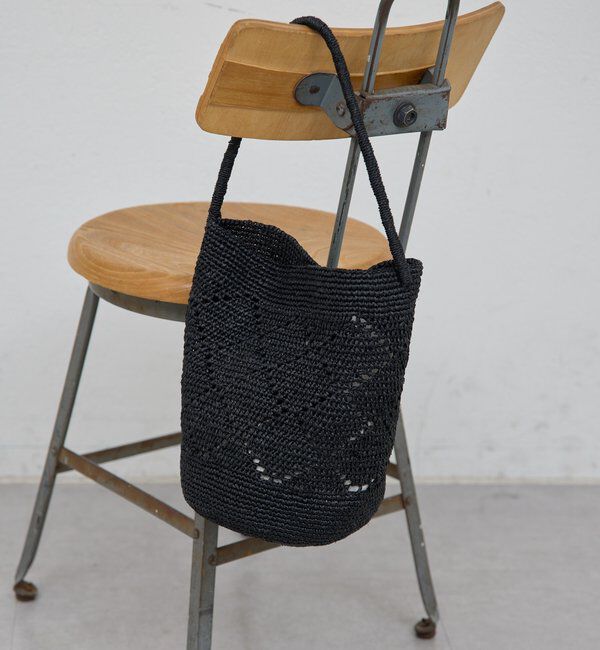  「【MIORA】ラフィアワンハンドルバッグ」|トートバッグ|ブラック