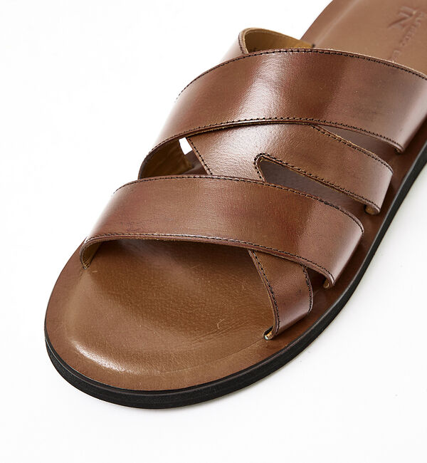 alfredoBANNISTER「【一部店舗＋WEB限定】クロスレザー アクセント サンダル」|サンダル|