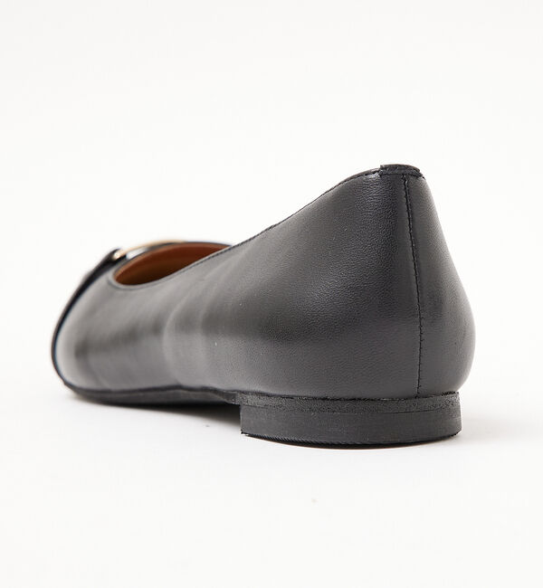 AU BANNISTER「モチーフ付きフラットパンプス」|パンプス|