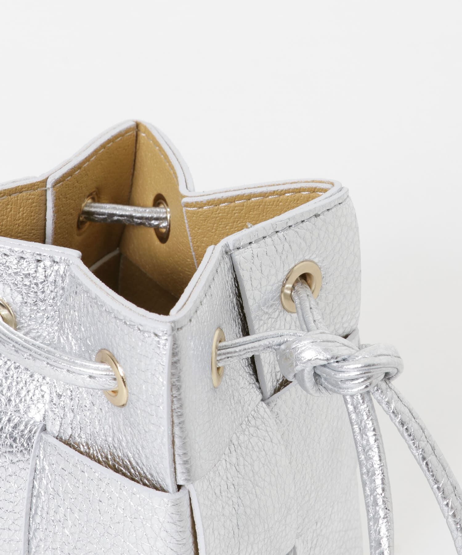 URBAN RESEARCH「メッシュ巾着レザーバッグ」|ショルダー・メッセンジャー|