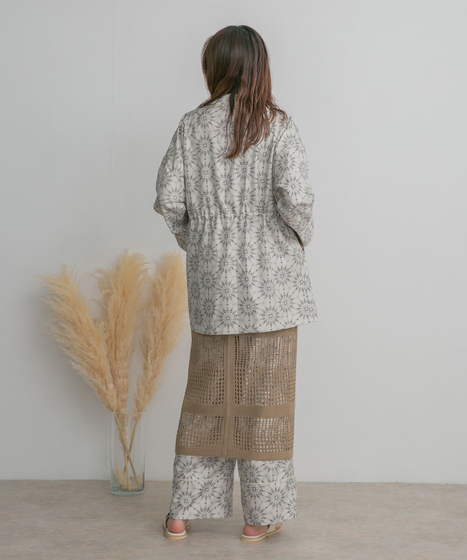  「ドロストプリントガウン」|ノーカラーコート|