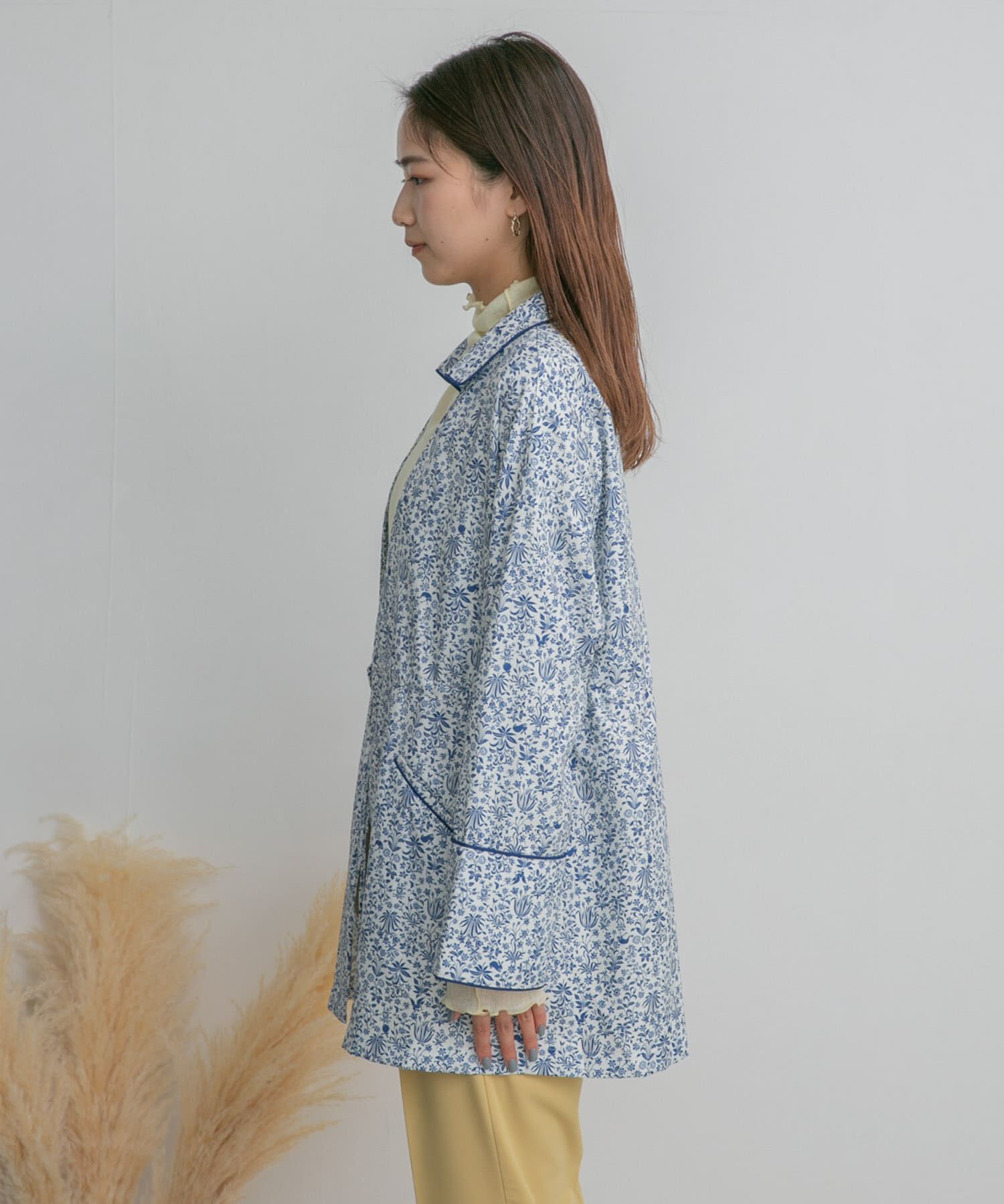  「ドロストプリントガウン」|ノーカラーコート|