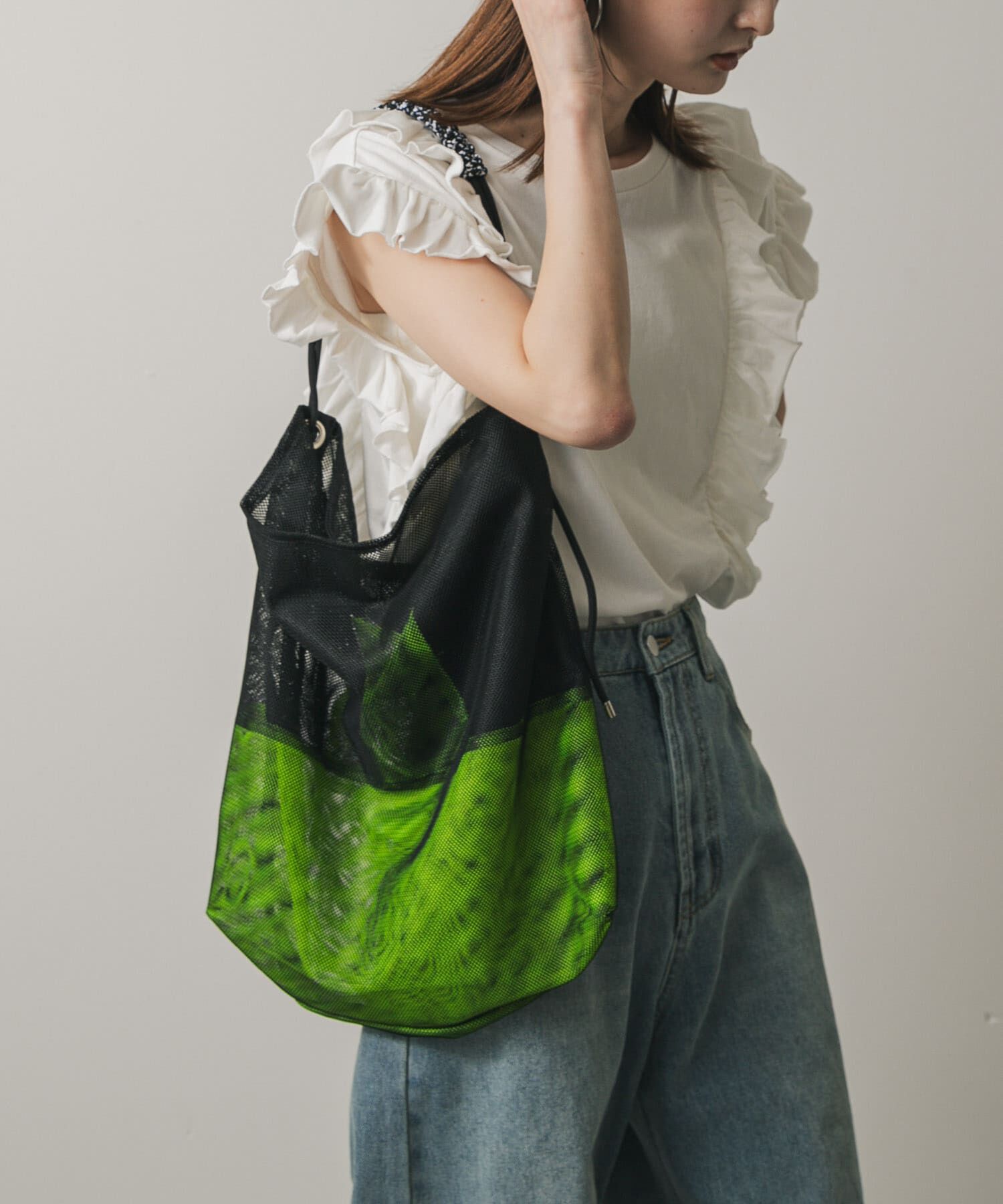 SENSE OF PLACE by URBAN RESEARCH「パラコードハンドルメッシュバッグ」|ショルダー・メッセンジャー|ブラック