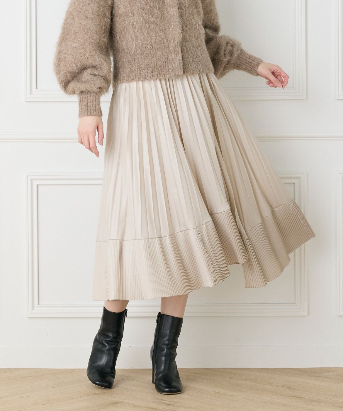 INED「《大きいサイズ》ダイヤモンド加工プリーツスカート」|スカート|ベージュ2