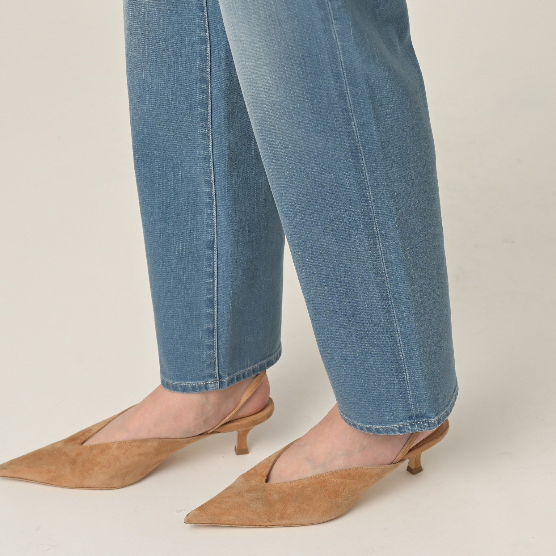 UNTITLED「【新作デニム/快適に美シルエット見せ】MAKE&times;DENIMスリムストレート」|デニム|