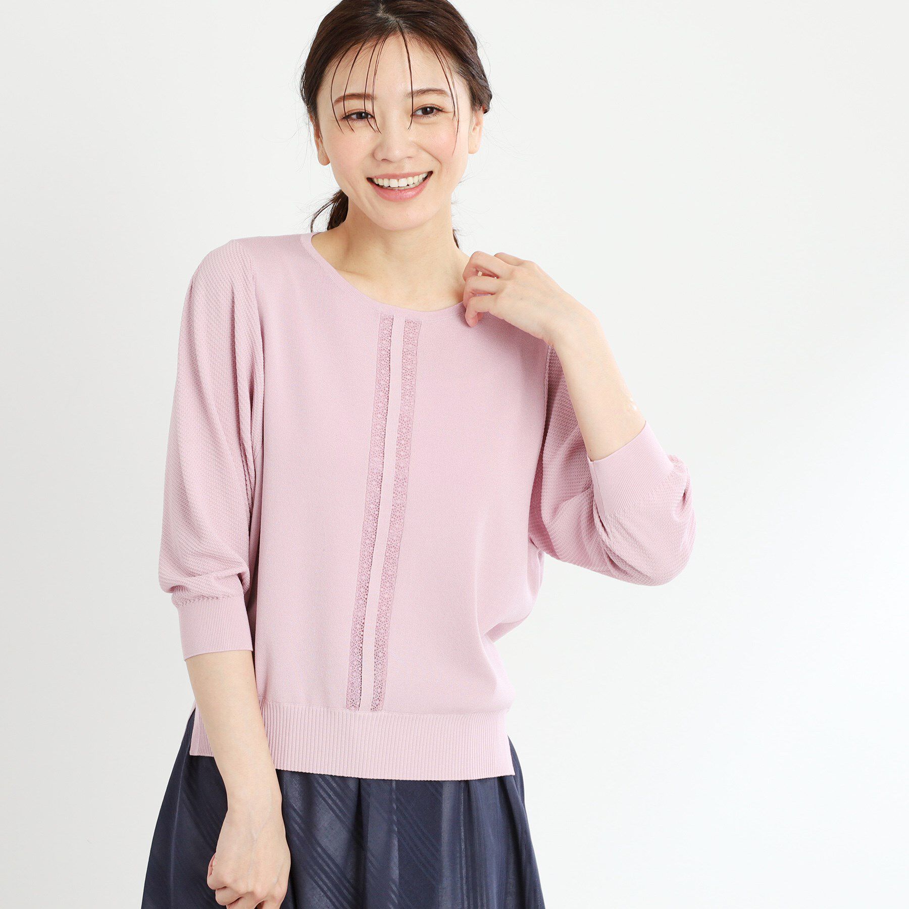 Reflect「【接触冷感／洗える／ジャケットインナーにおすすめ】レースデザインニット」|ニット・セーター|ピンク(072)