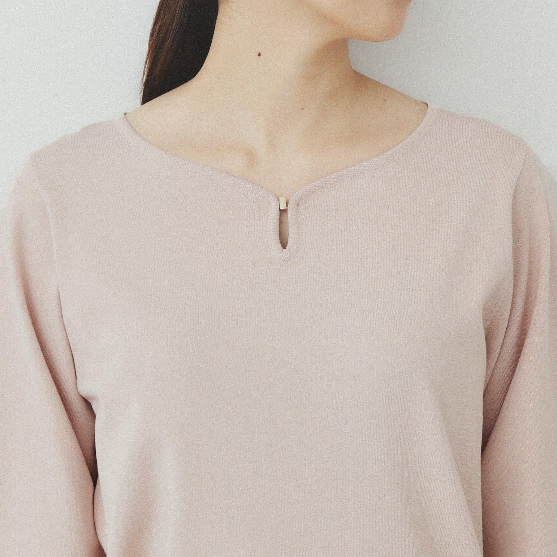 index「パーツ付きハートネックニットトップス【洗濯機洗い可】」|ニット・セーター|