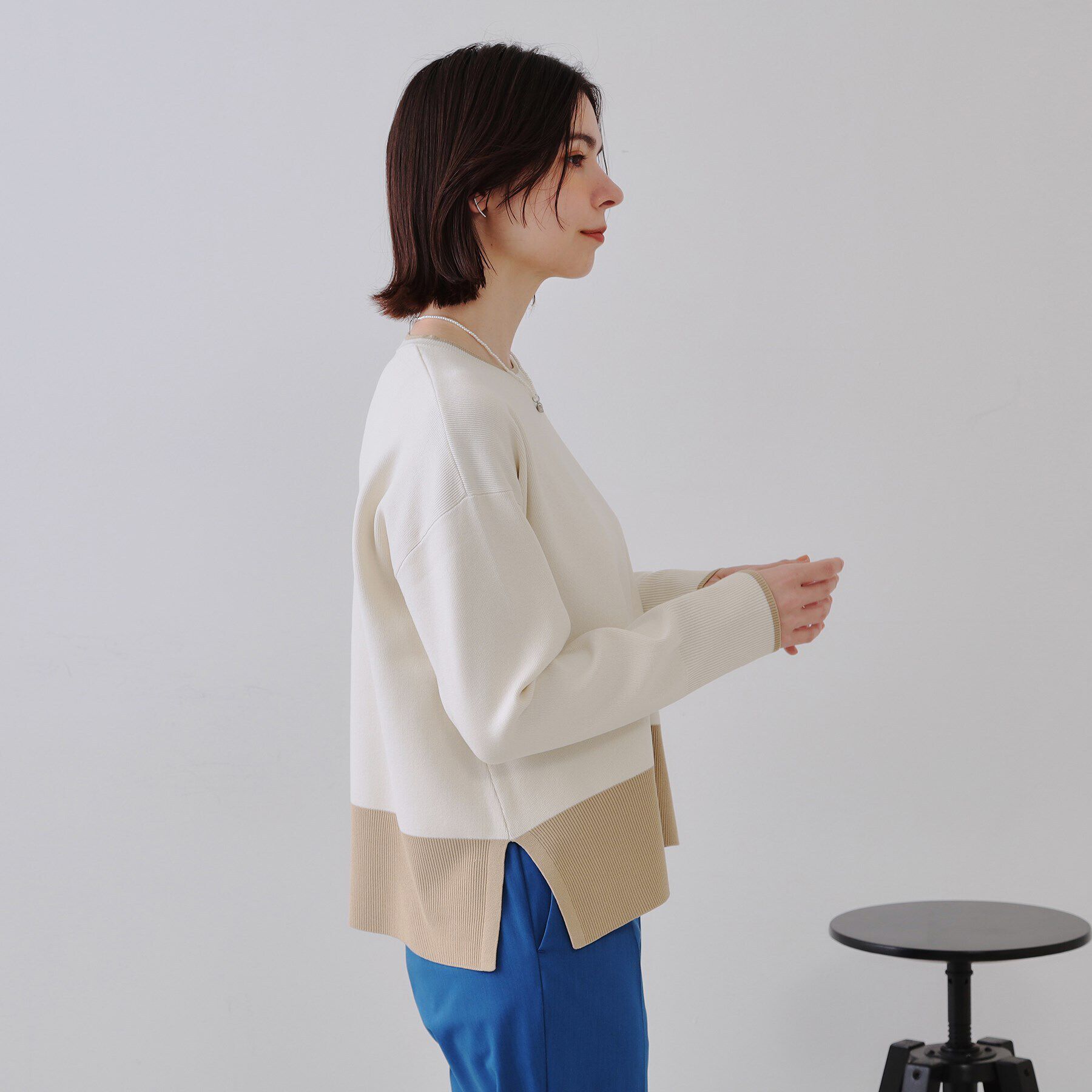 OPAQUE.CLIP「バイカラーボクシーニット【洗濯機洗い可】」|ニット・セーター|アイボリー(504)