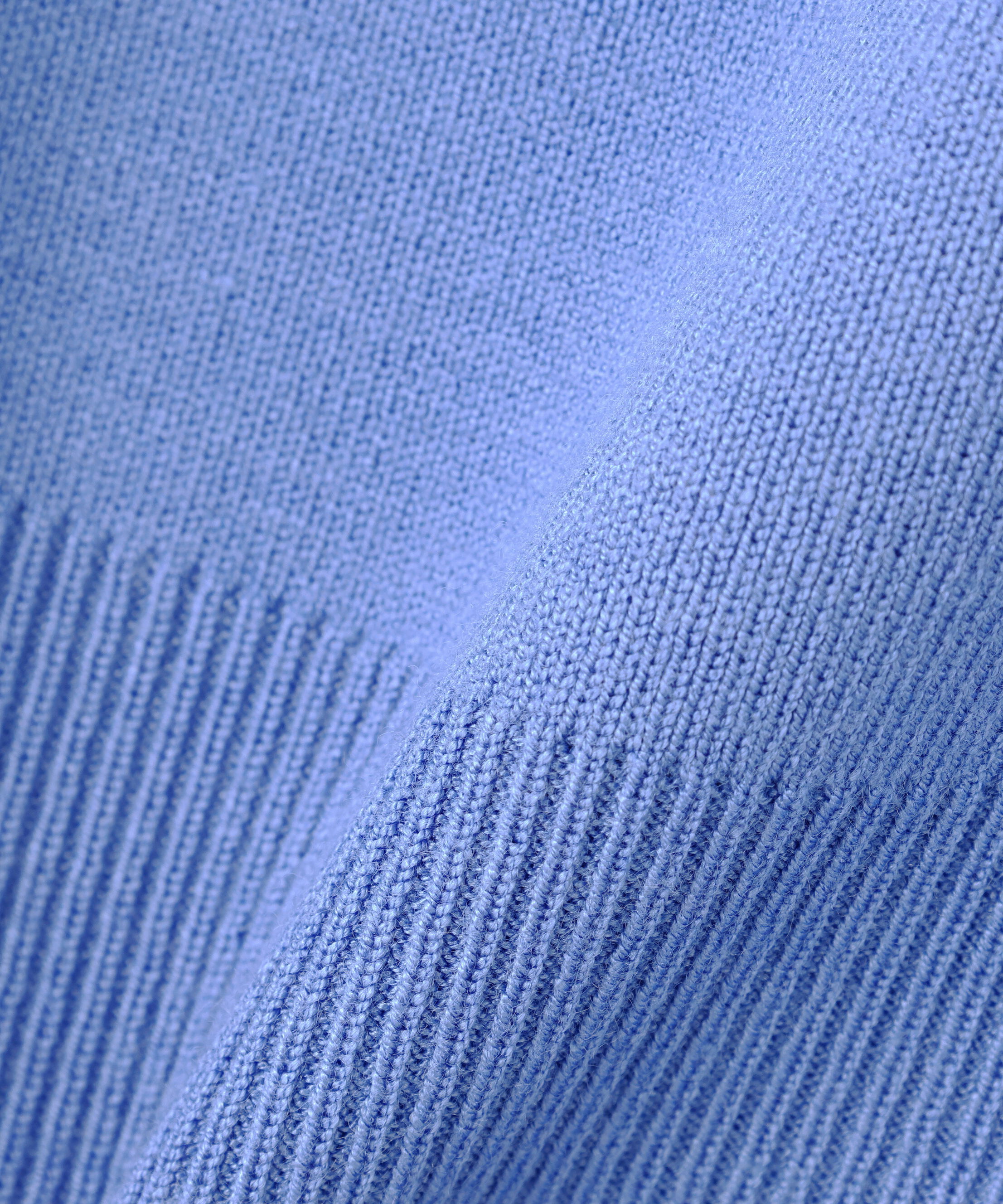  「総針ベーシック Vネックニット」|ニット・セーター|