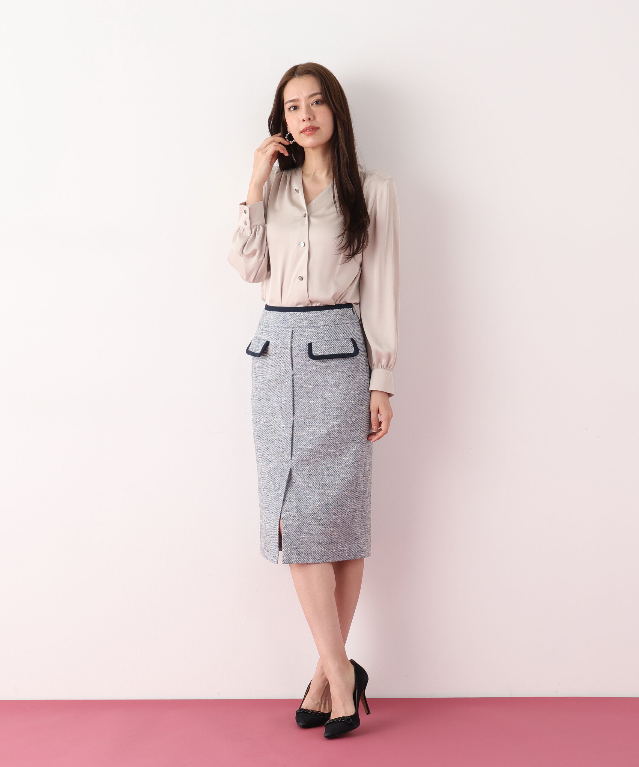  「Ｖネックボタンブラウス」|シャツ・ブラウス|