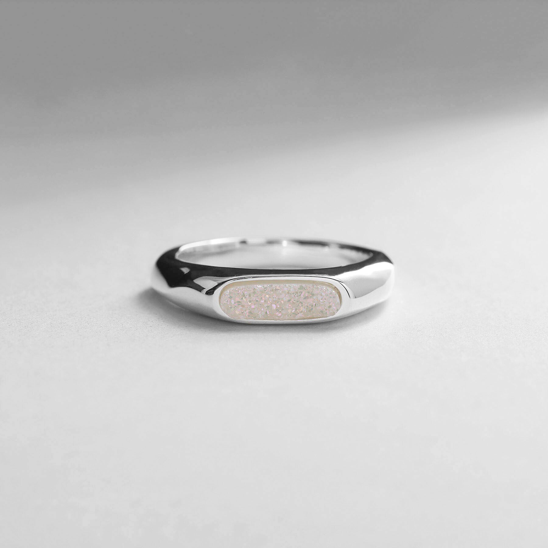 COCOSHNIK ONKITSCH「シルバー カラーストーン ホワイトドルジーアゲート ニュアンスリングS」|リング|