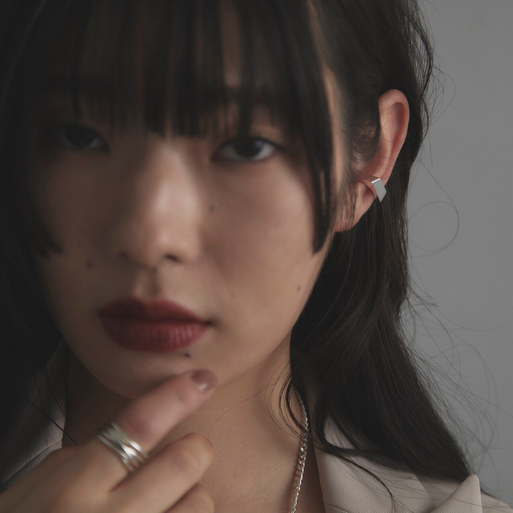 COCOSHNIK ONKITSCH「シルバー ペンタゴンイヤーカフ」|イヤーカフ|