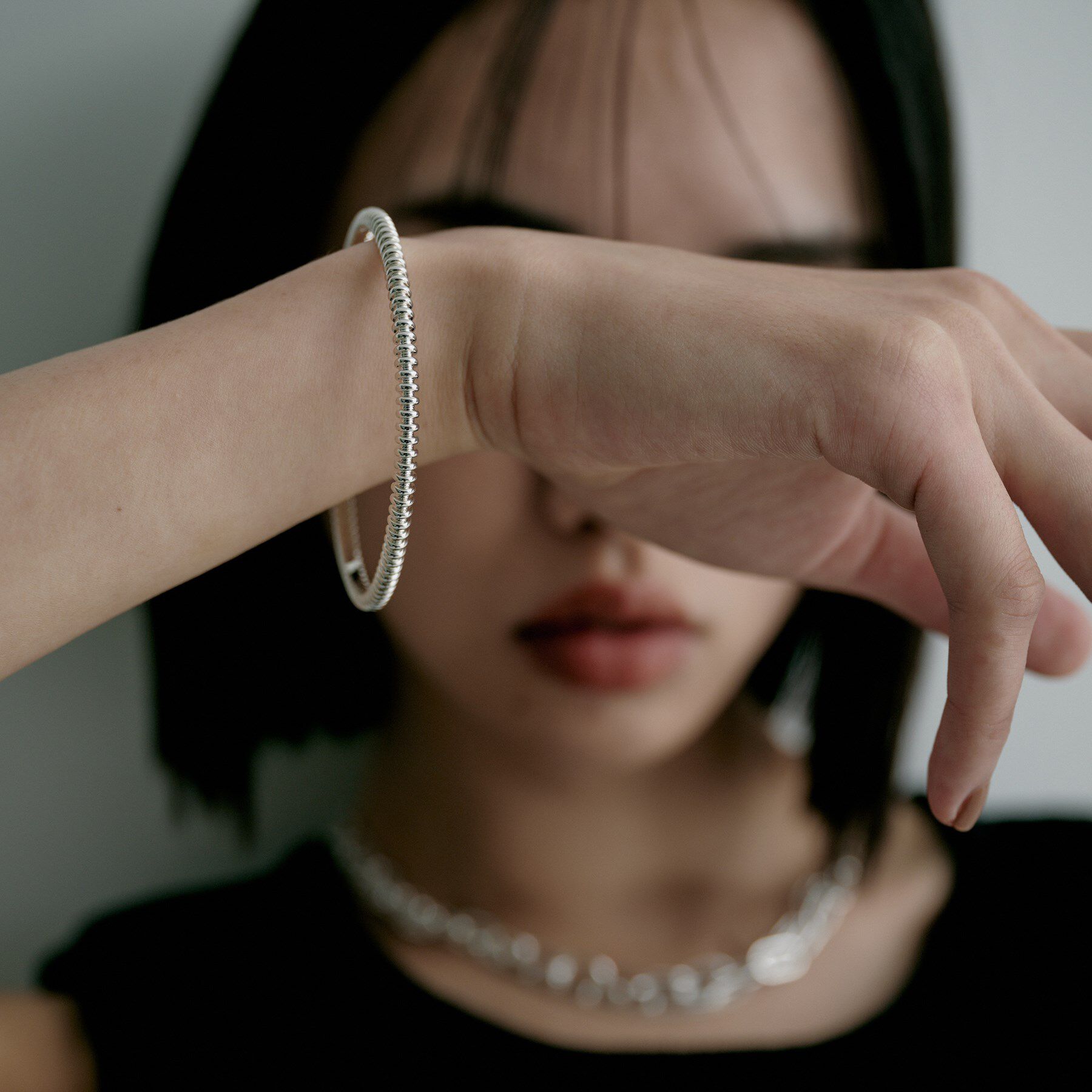 COCOSHNIK ONKITSCH「シルバー ガドルーンバングル」|ブレスレット・バングル|