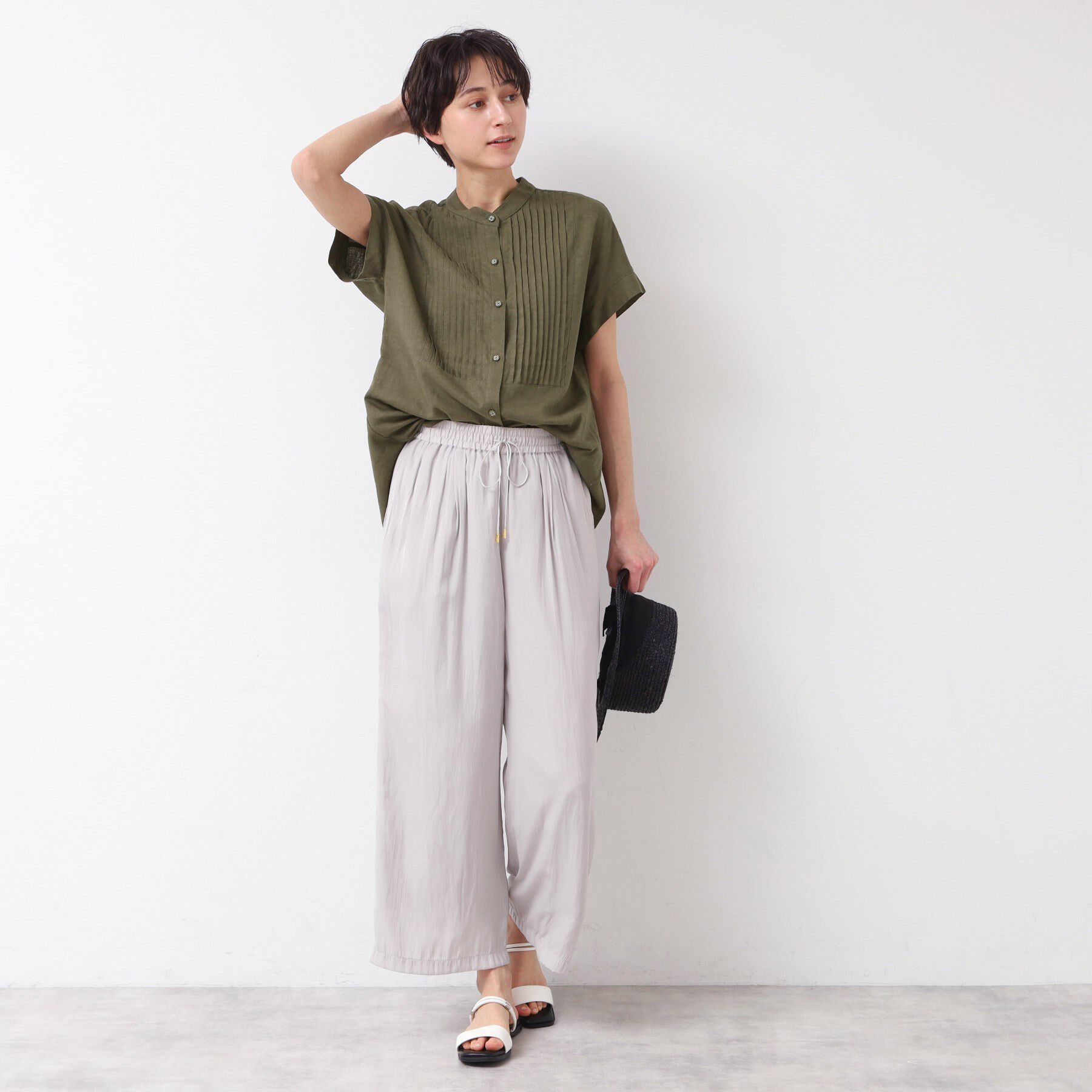 Dessin「【洗える】ピンタック入りバンドカラーブラウス（S～L）」|シャツ・ブラウス|