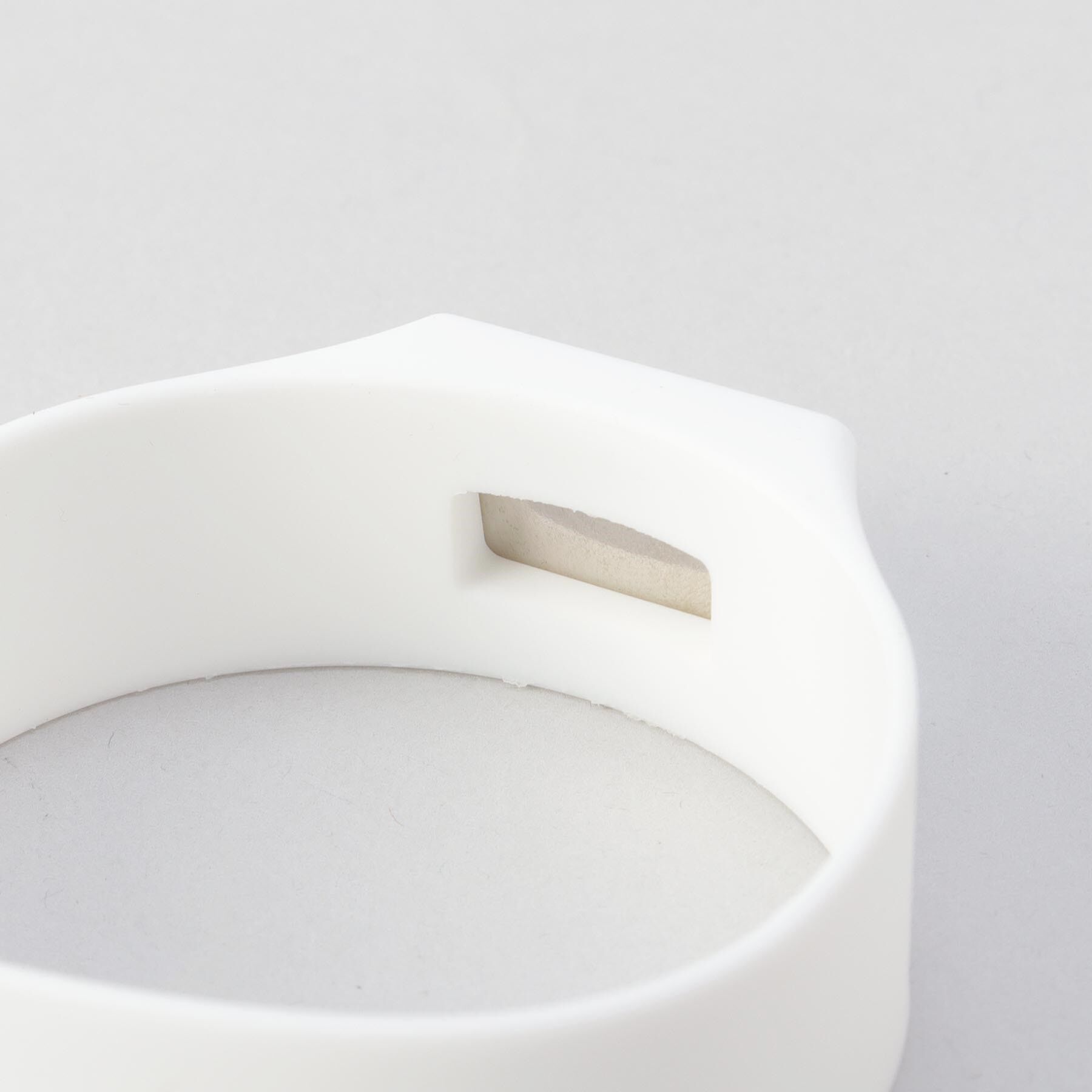 212 KITCHEN STORE「マグネットシリコーンバンド WH 山崎実業 ＜tower タワー＞」|食器・キッチングッズ|