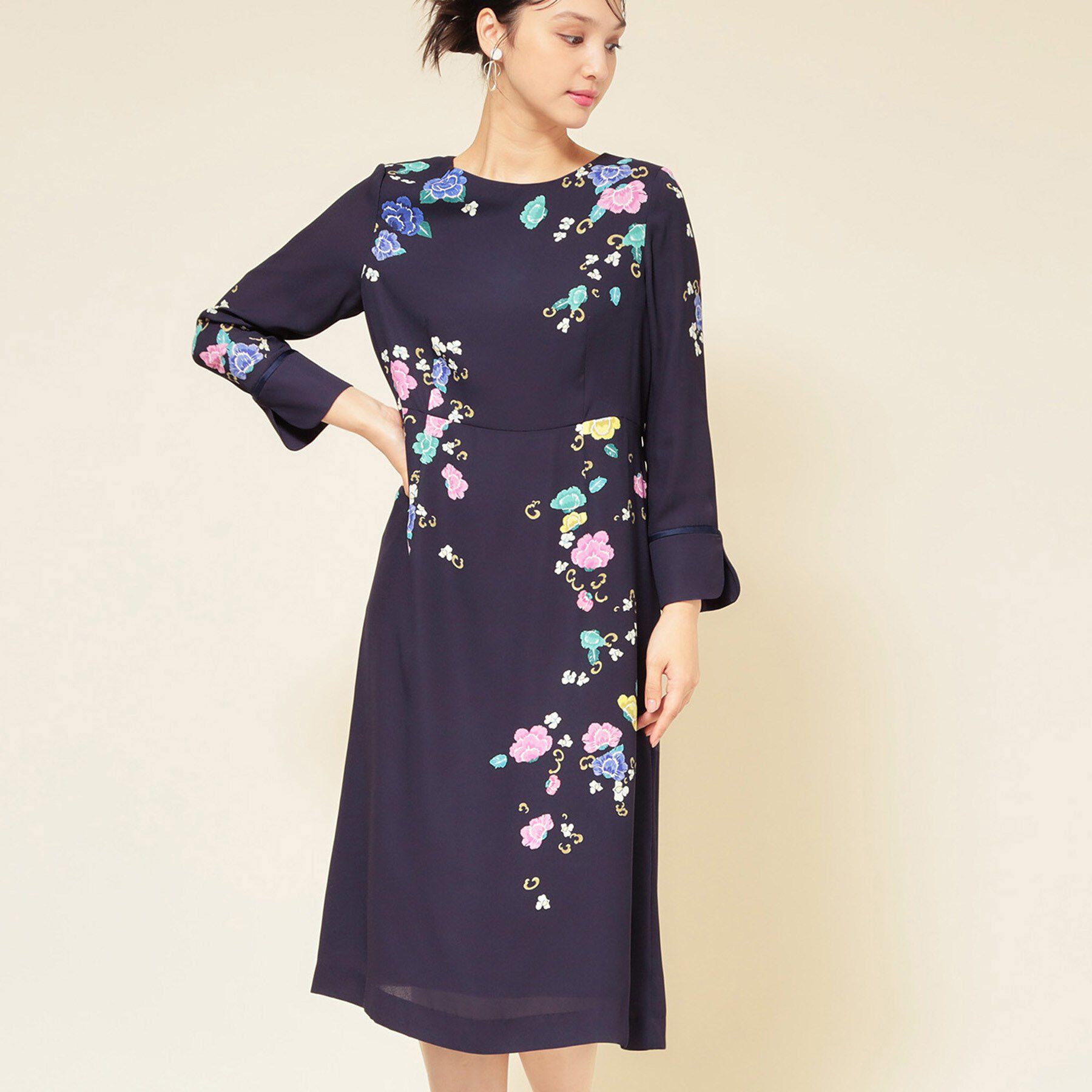 SunaUna「【co creation and yours／SS～L】花柄パネルワンピース」|ワンピース|