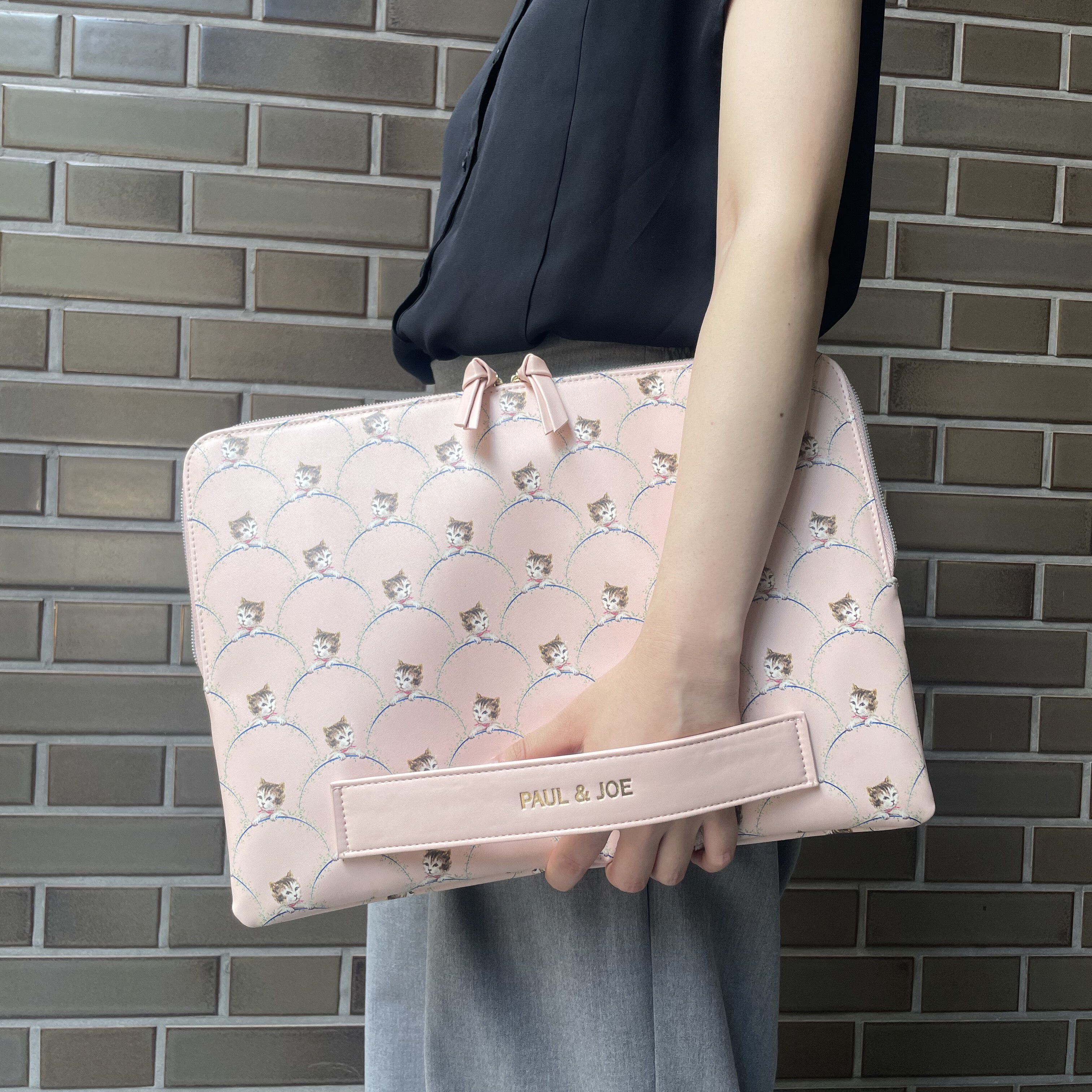 PAUL&JOE「【直営店限定】インナーキャリングケース／ポール＆ジョー・デジタルアクセサリー・ビジネス」|モバイルケース|ネコ