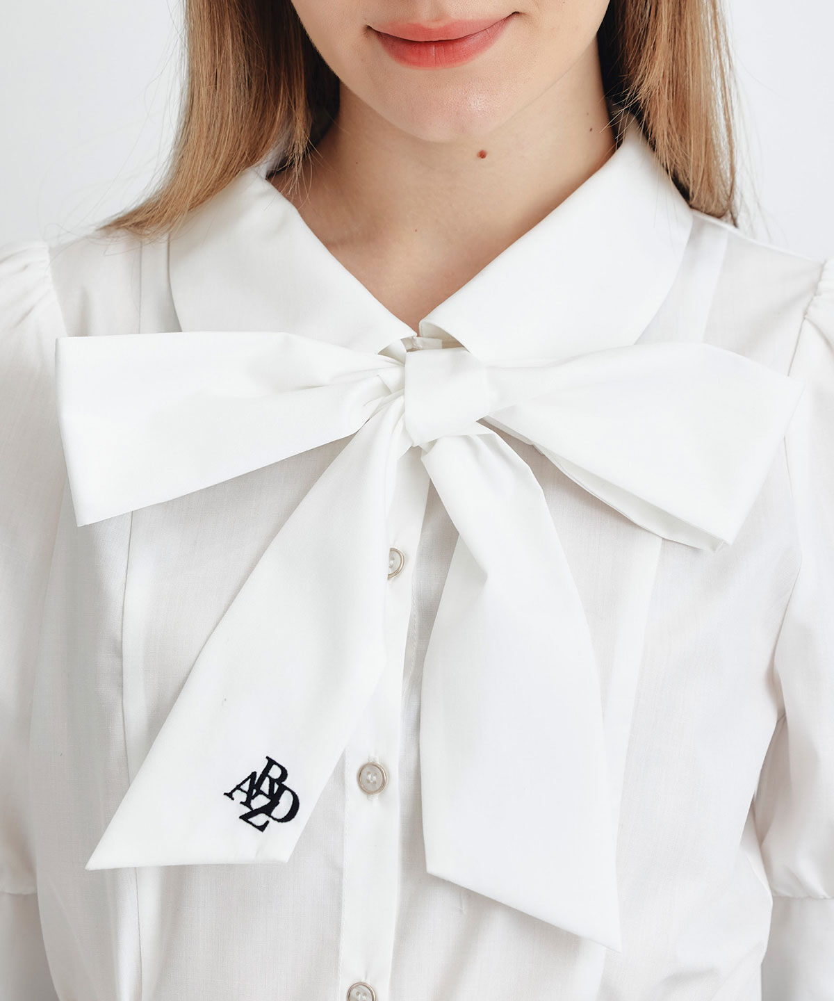 REDYAZEL「ロゴリボンパフスリーブブラウス」|シャツ・ブラウス|
