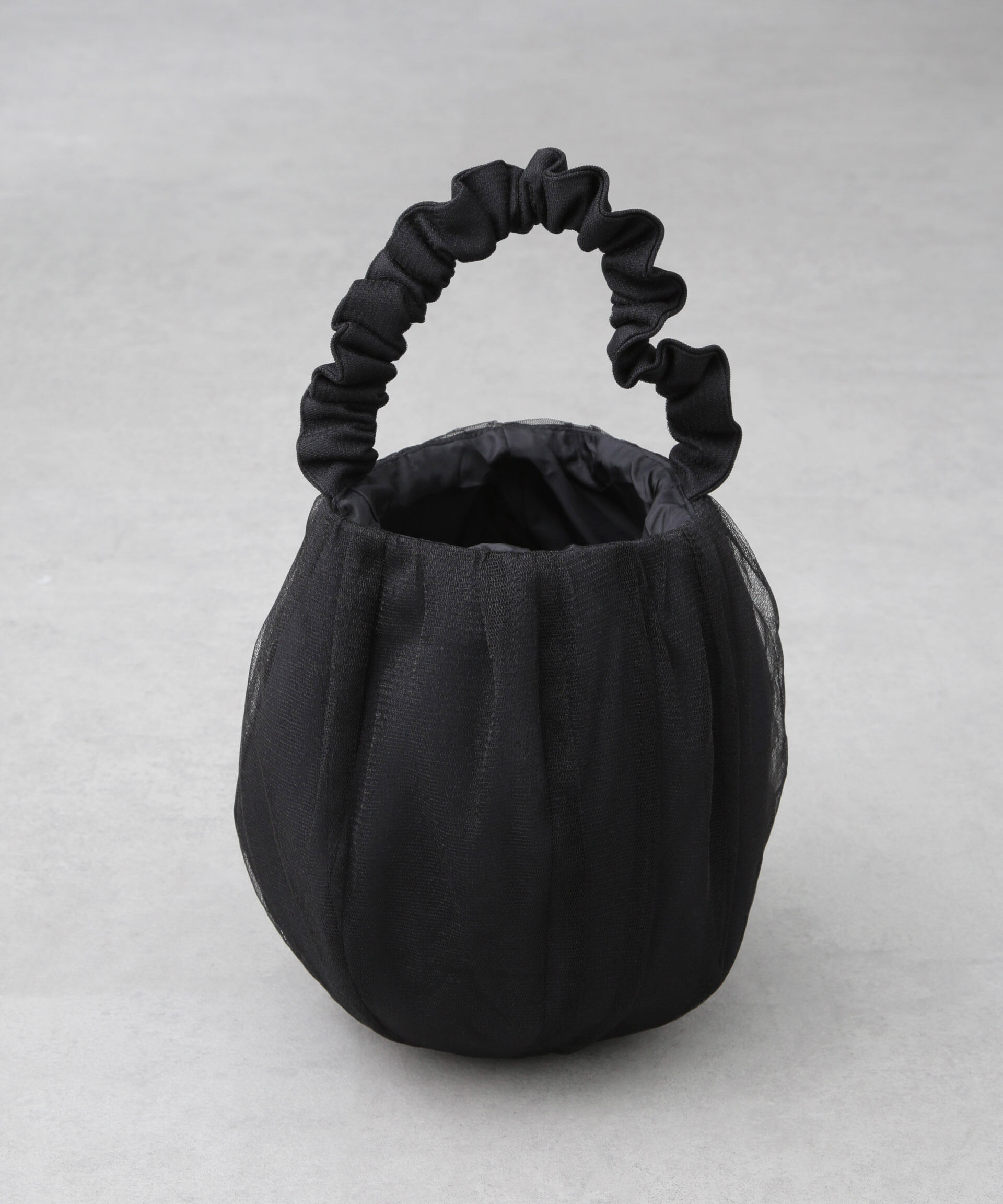 nano･universe「kaene/サークルギャザーハンドルバッグ」|ショルダー・メッセンジャー|