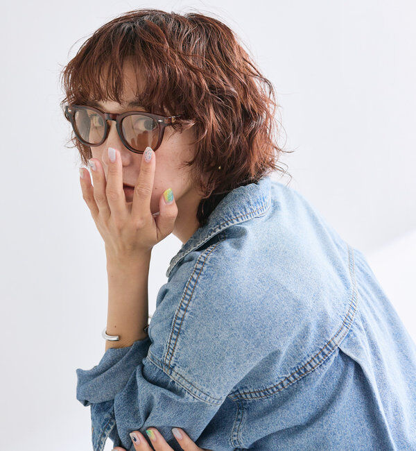  「【室内外で雰囲気を変えれる】調光サングラス」|サングラス|