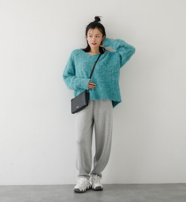 abahouse mavie「ブラッシュドVネックニット」|ニット・セーター|