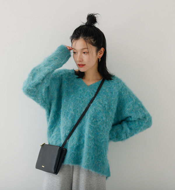 abahouse mavie「ブラッシュドVネックニット」|ニット・セーター|