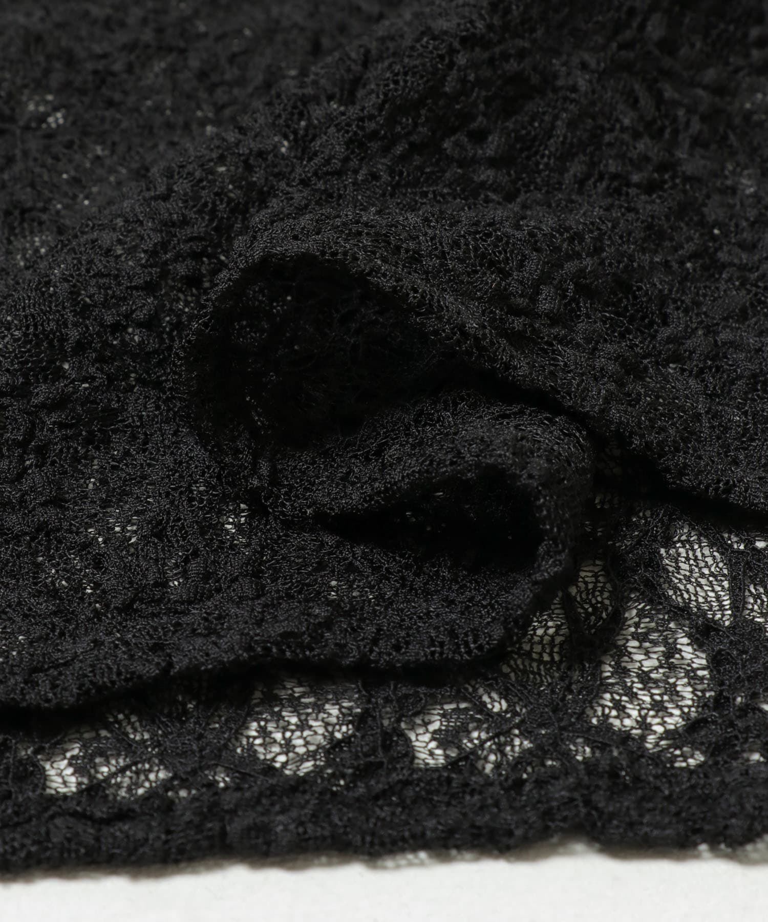 URBAN RESEARCH「ストレッチレースクルーネックブラウス」|Tシャツ・カットソー|