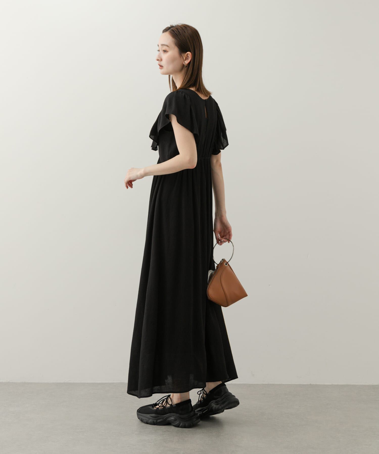 SENSE OF PLACE by URBAN RESEARCH「Vネックウエストマークフリルワンピース」|ワンピース|